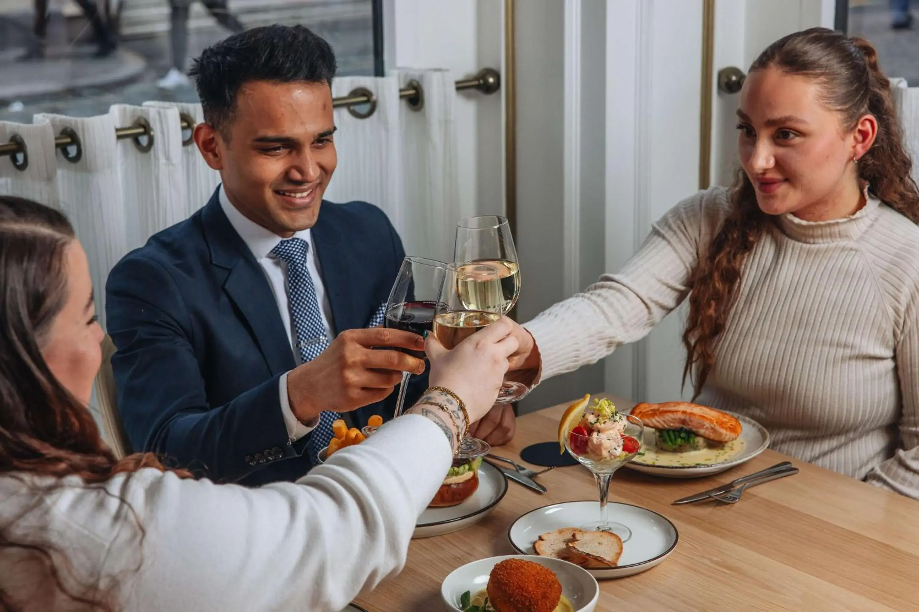 Food and drinks in Radisson Blu Hotel, London Bond Street Food and drinks in Radisson Blu Hotel, London Bond Street