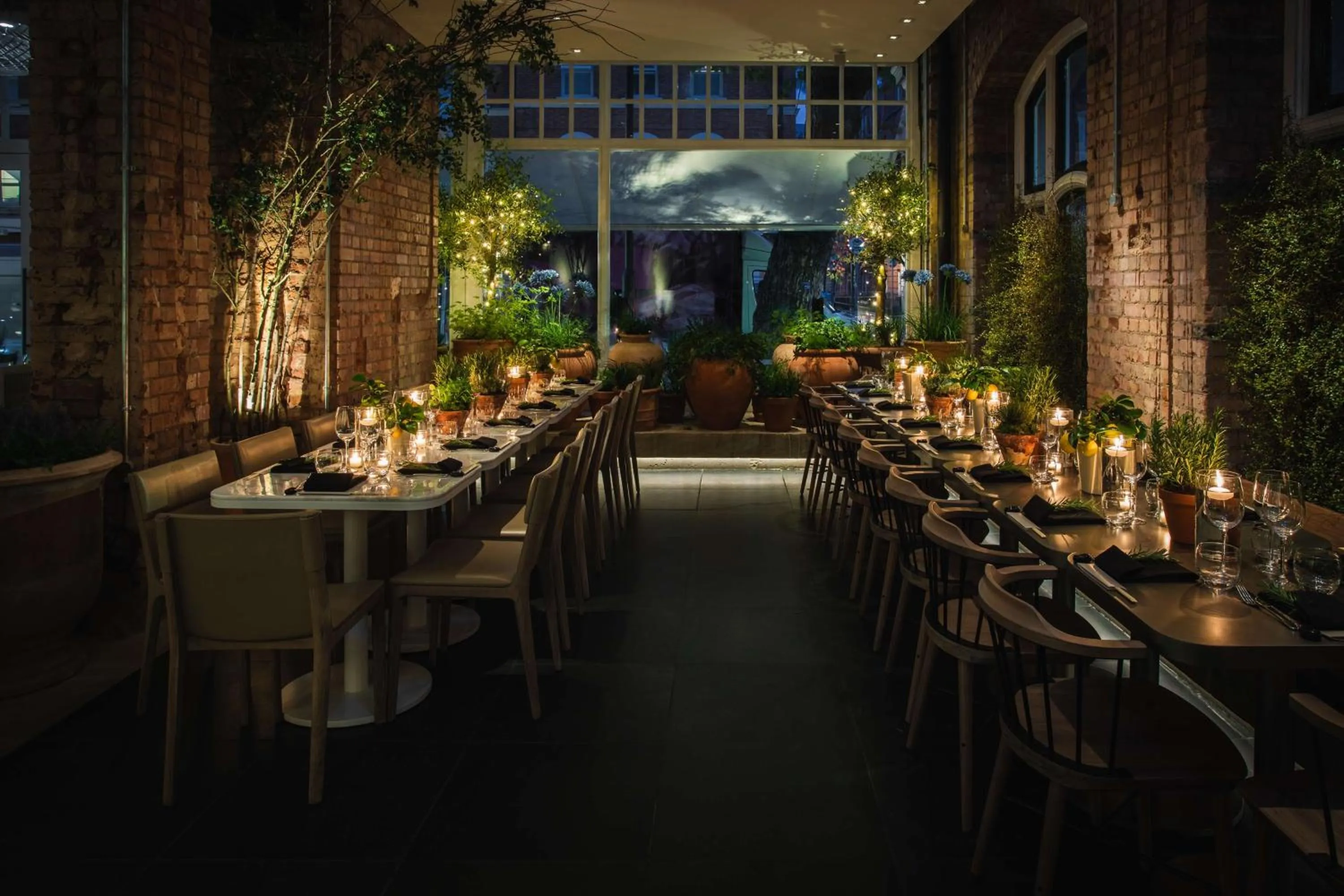 Restaurant/places to eat in Radisson Blu Hotel, London Bloomsbury