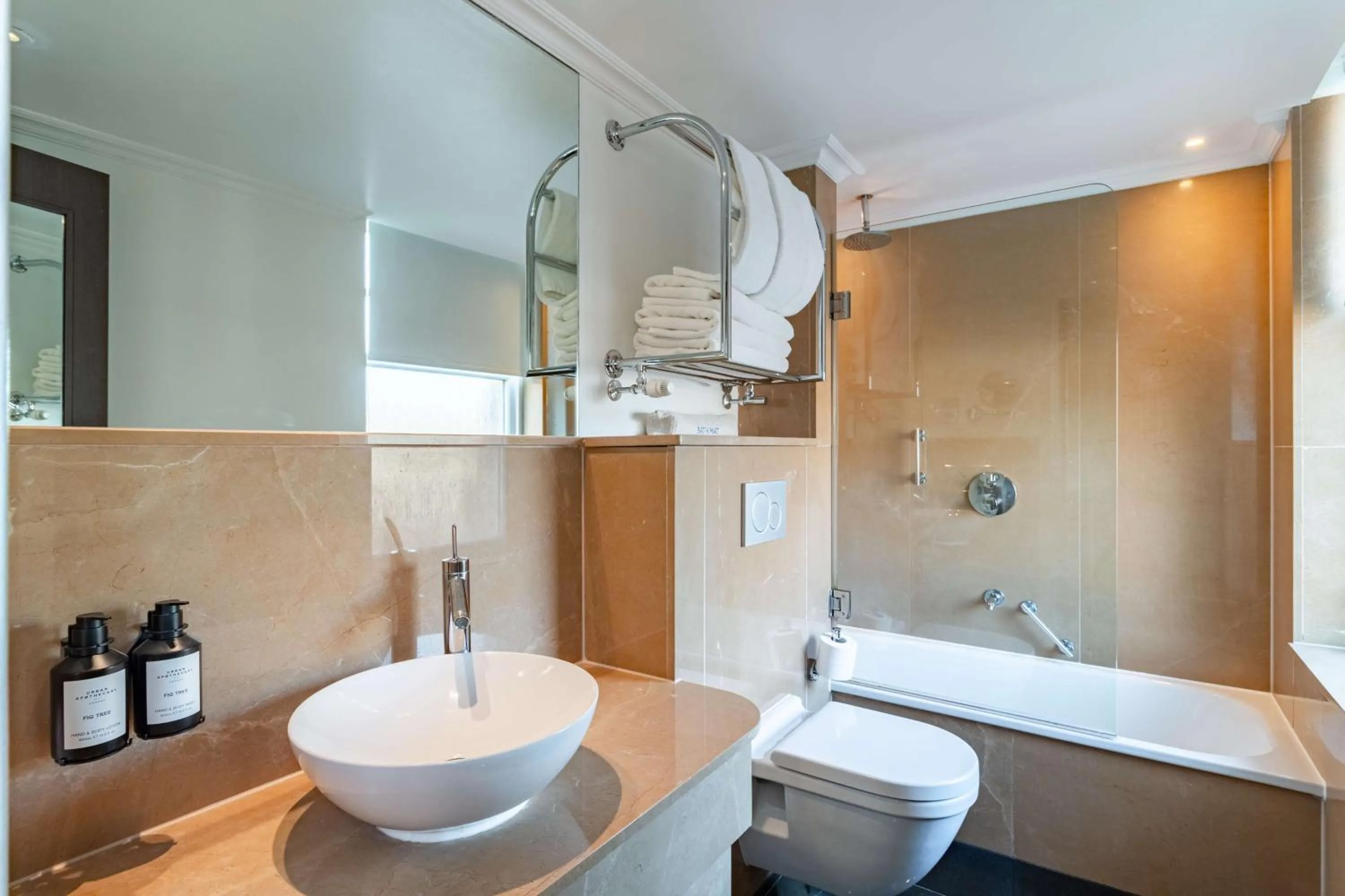 Bathroom in Radisson Blu Hotel, London Bloomsbury