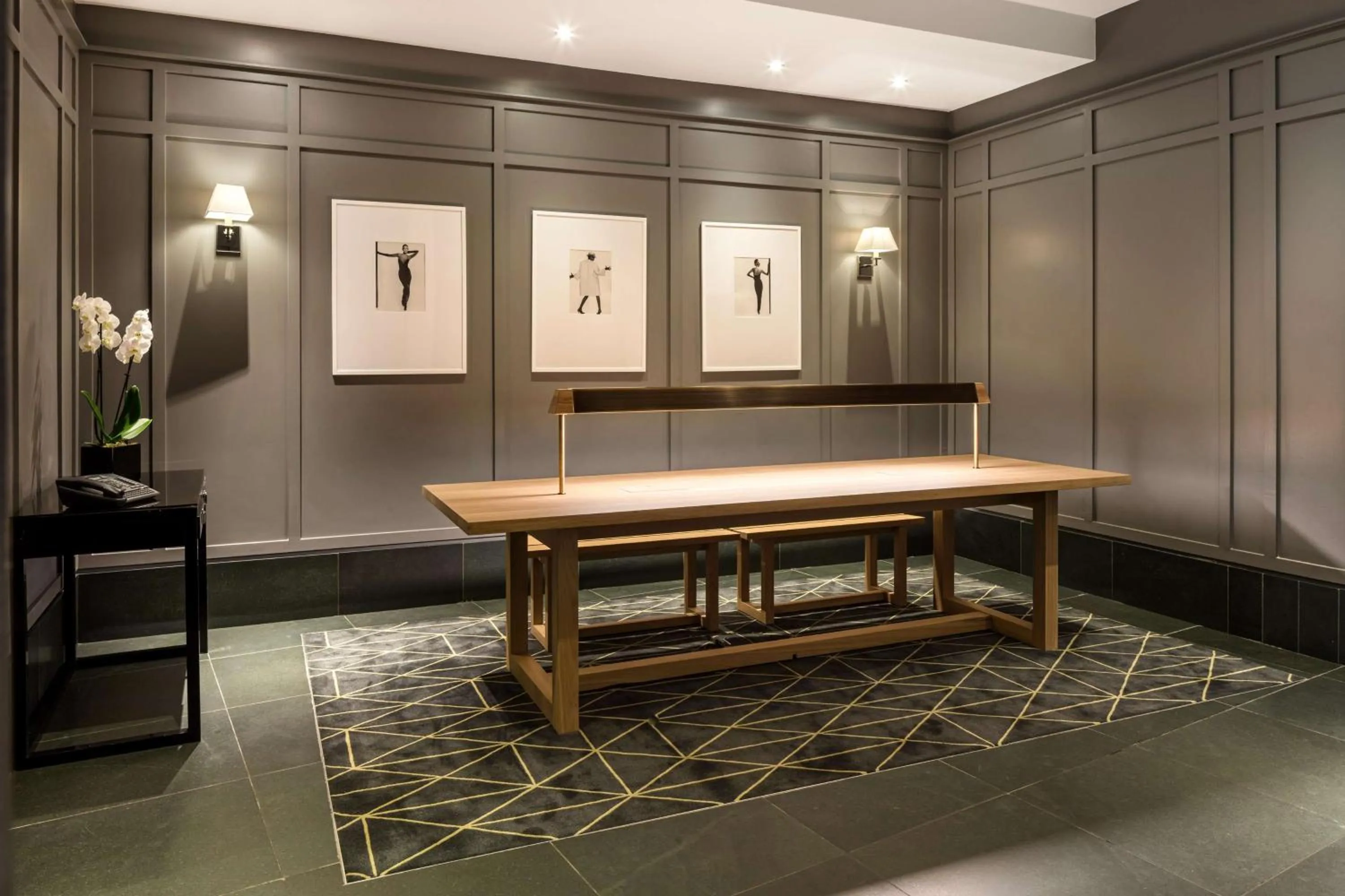 Lobby or reception in Radisson Blu Hotel, London Bloomsbury