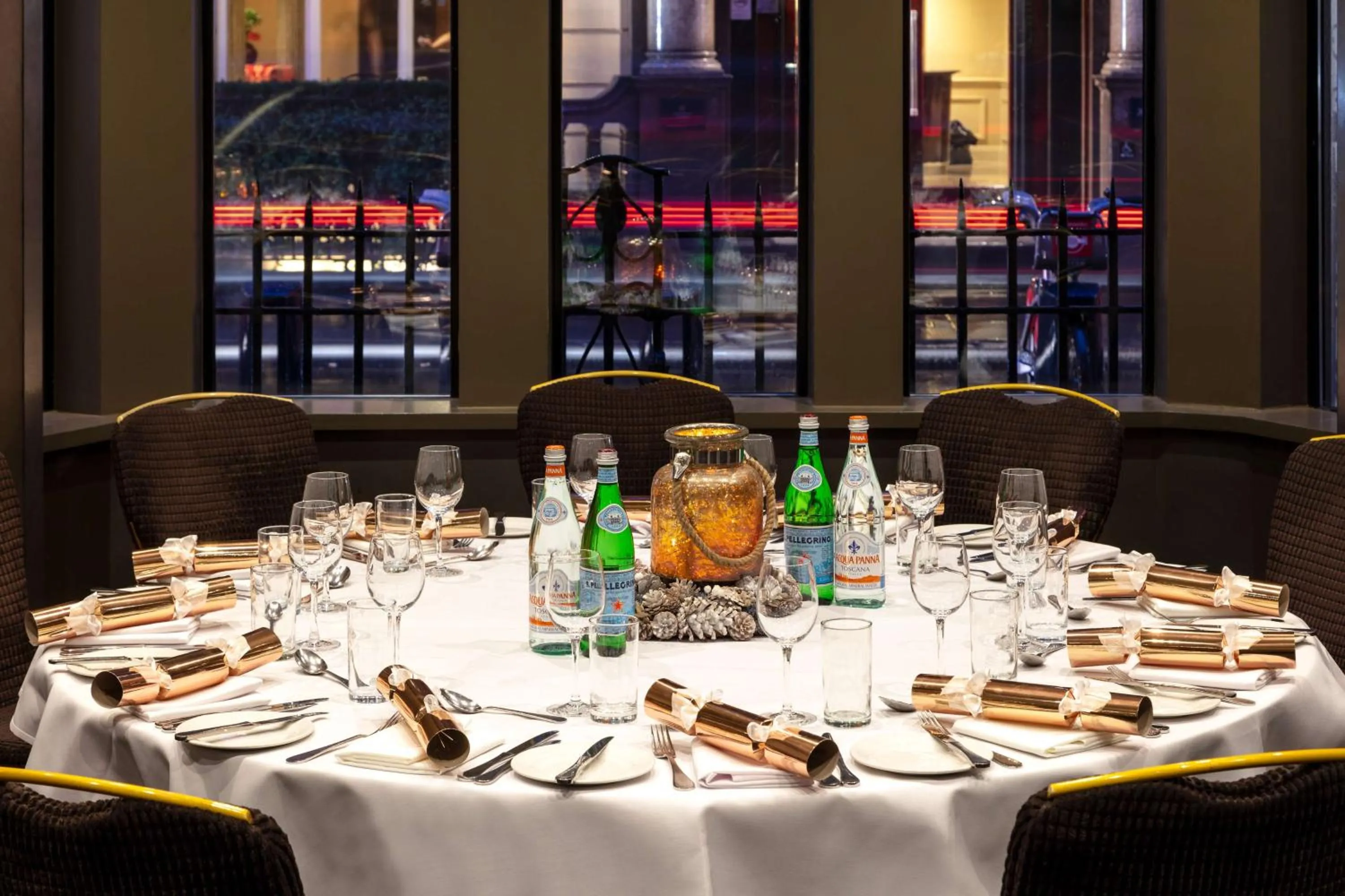 Meeting/conference room in Radisson Blu Hotel, London Bloomsbury