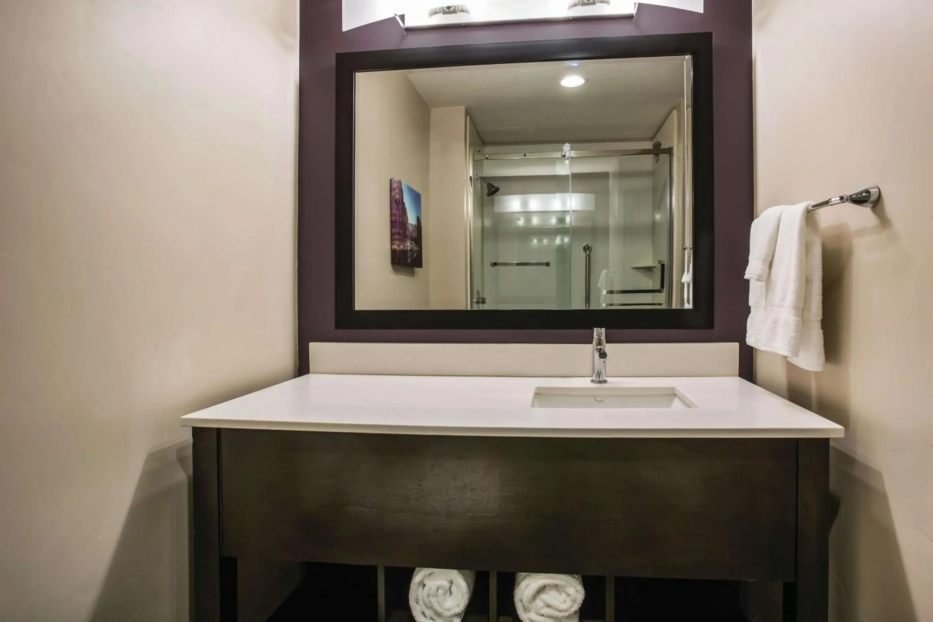 Photo of the whole room in La Quinta by Wyndham La Verkin - Gateway to Zion Photo of the whole room in La Quinta by Wyndham La Verkin - Gateway to Zion