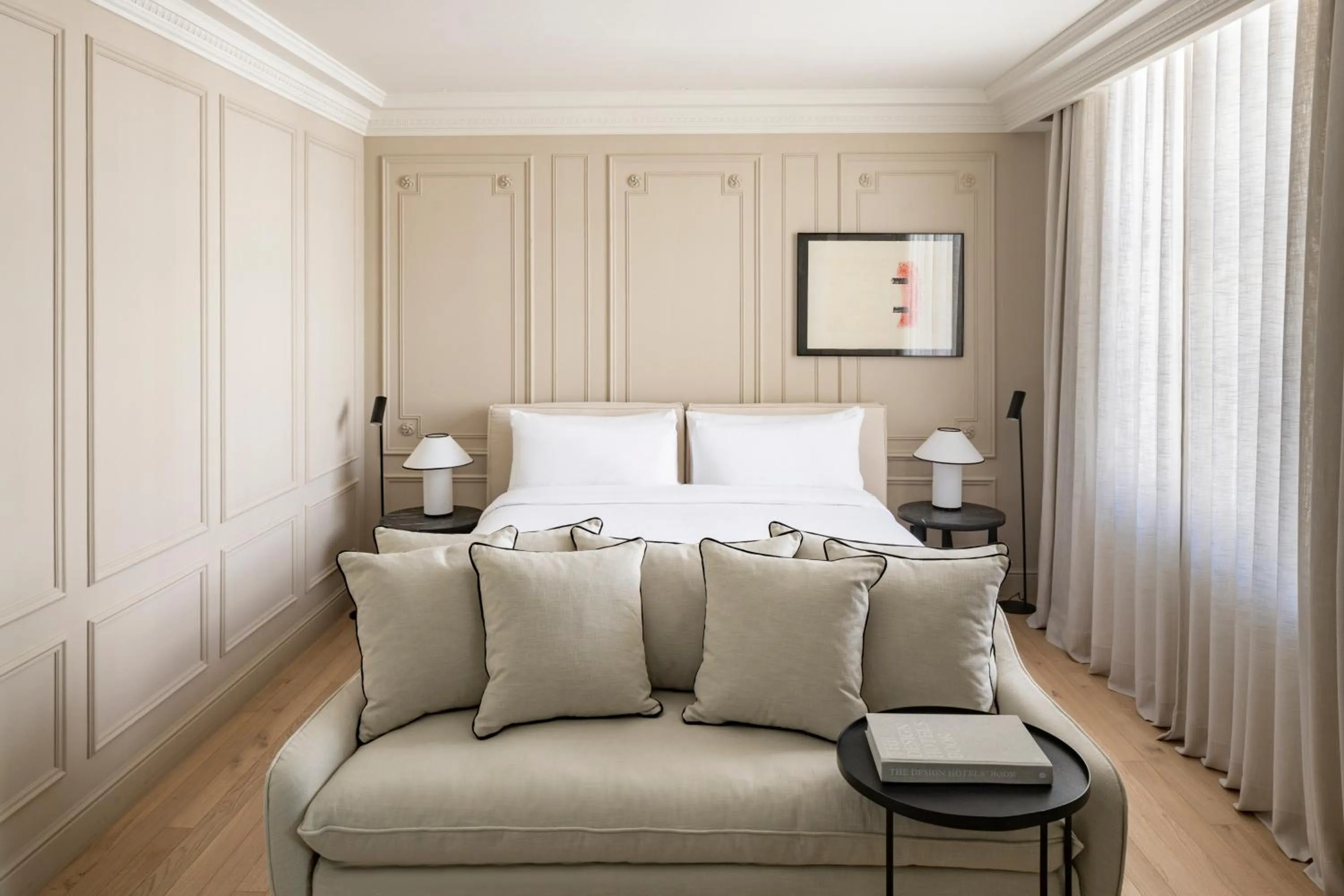 Photo of the whole room, Bed in The Caesar Hotel