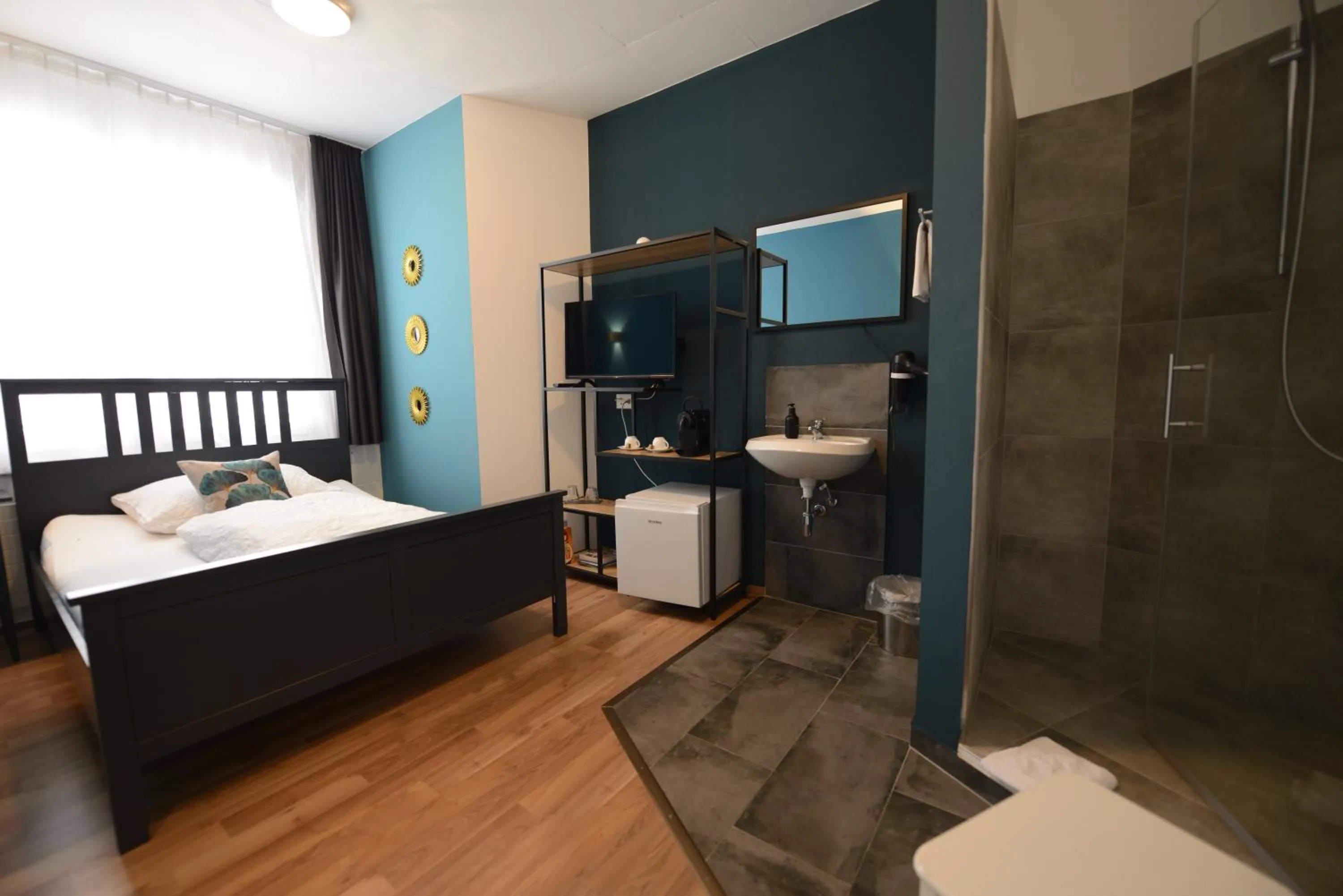 Shower, Bed in Berger Zentrum