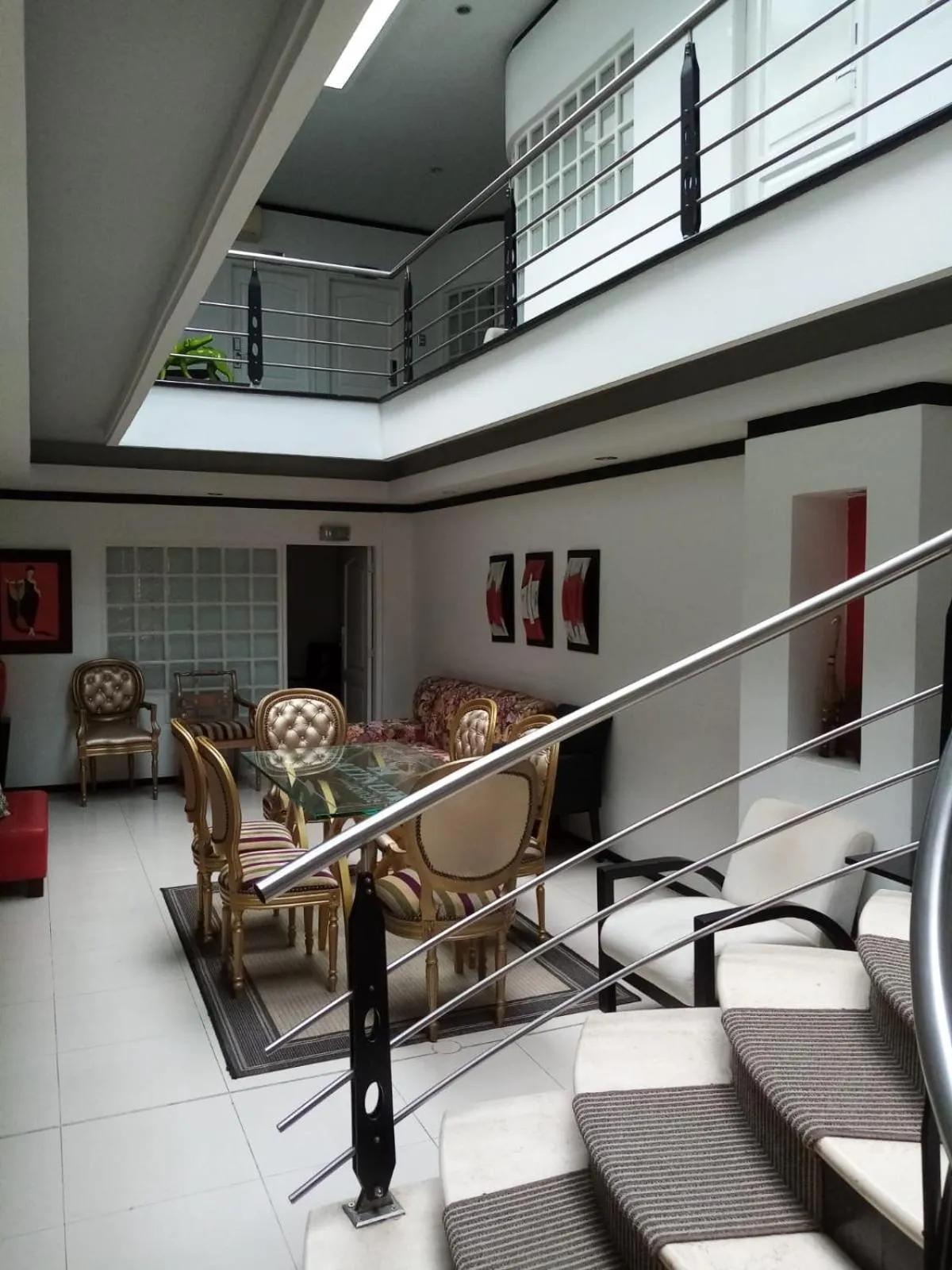 Dining area in Hotel Platinum Boutique