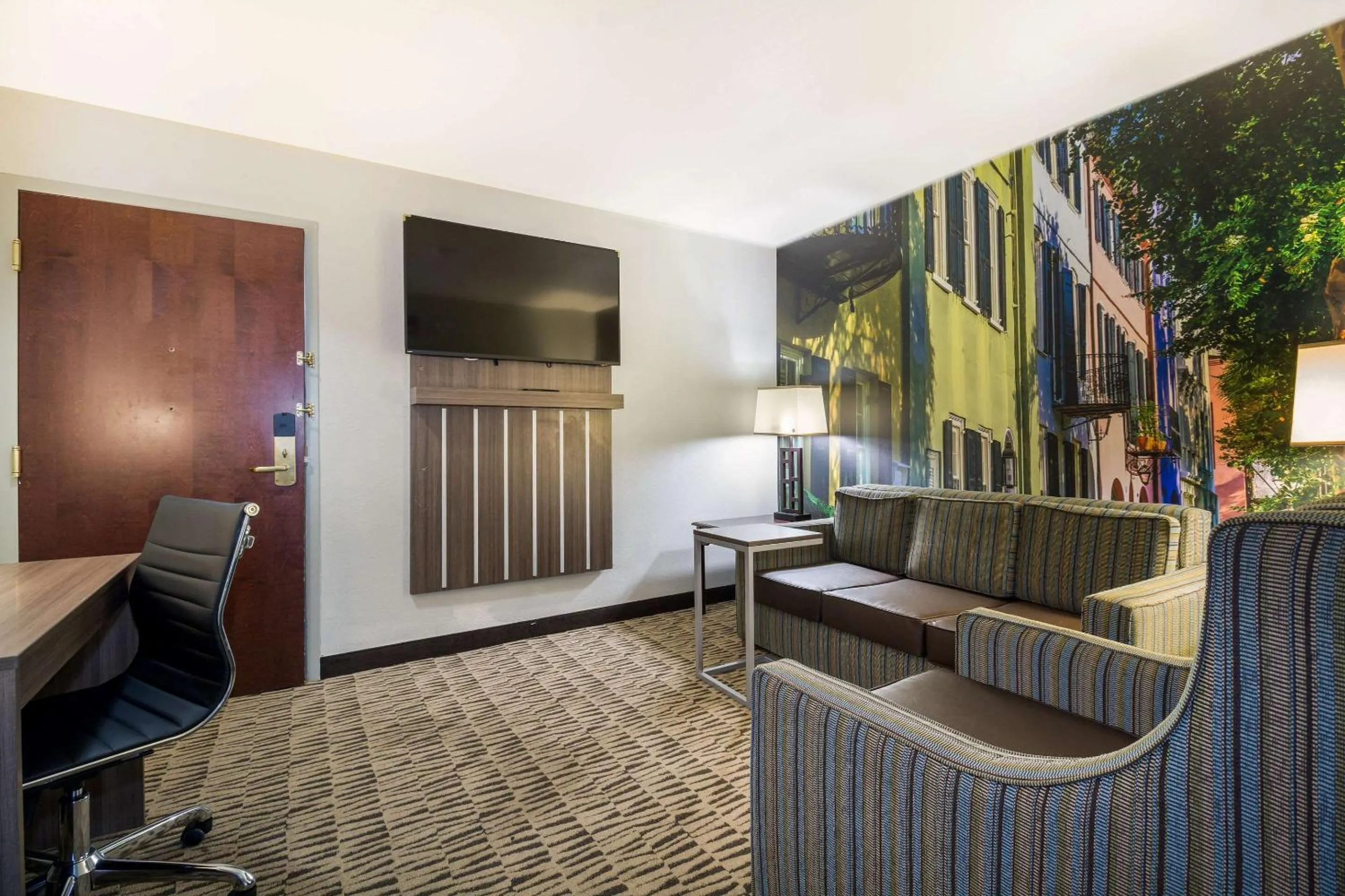 Bedroom in Clarion Pointe Charleston - West Ashley