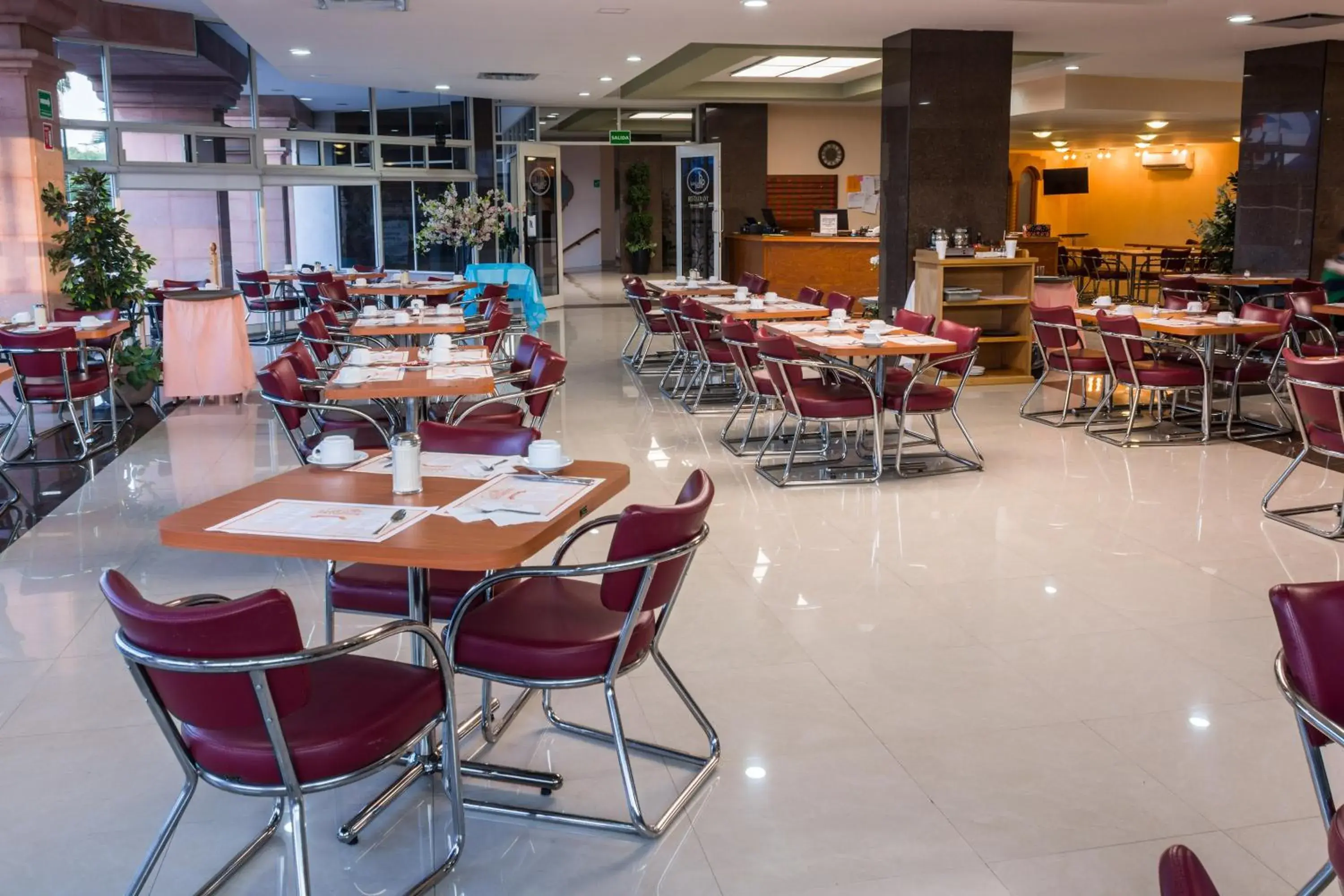 Restaurant/places to eat in Hotel Real Plaza Aguascalientes Restaurant/places to eat in Hotel Real Plaza Aguascalientes