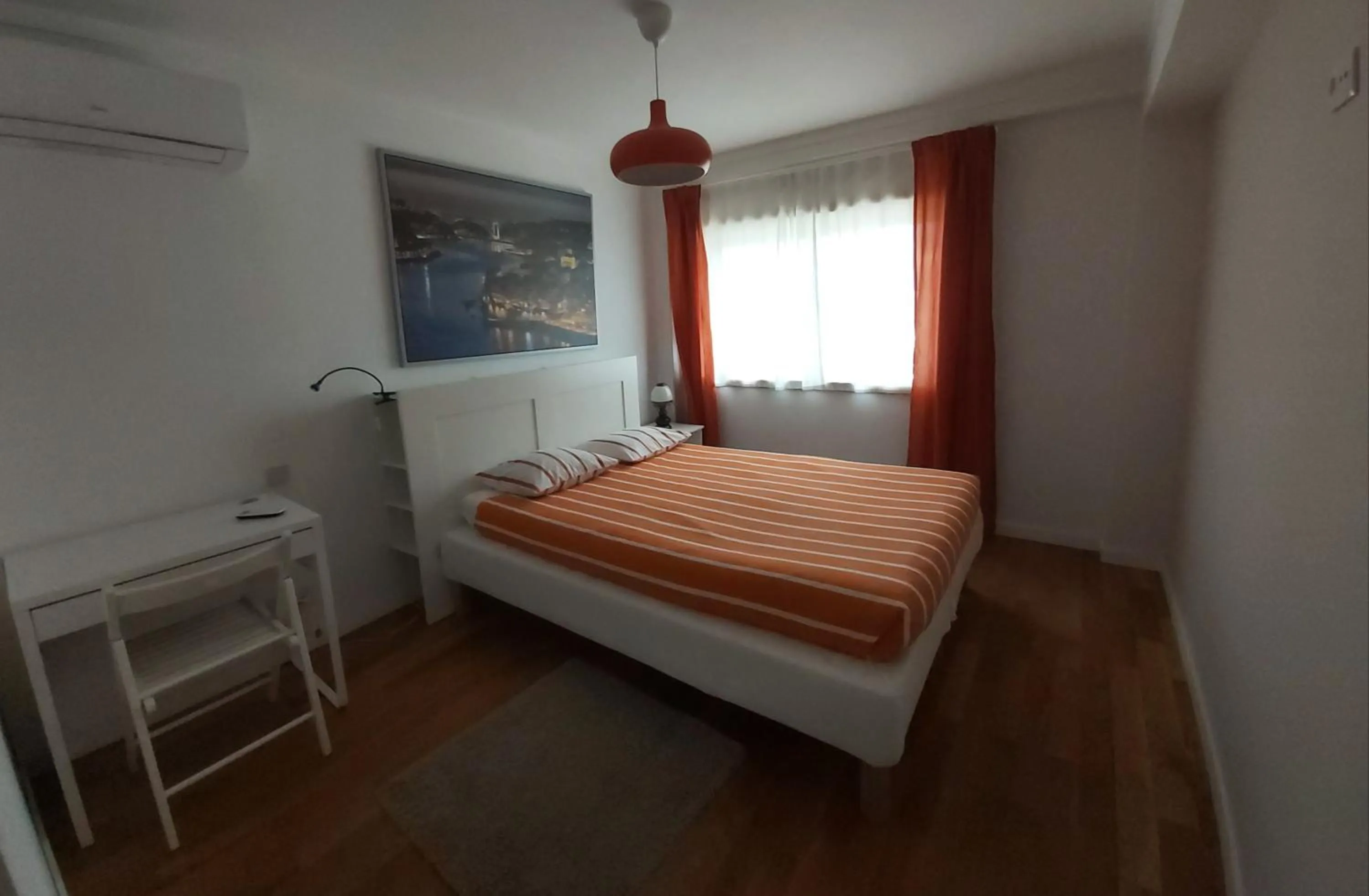 Three-Bedroom Apartment in Suites Foz O Porto