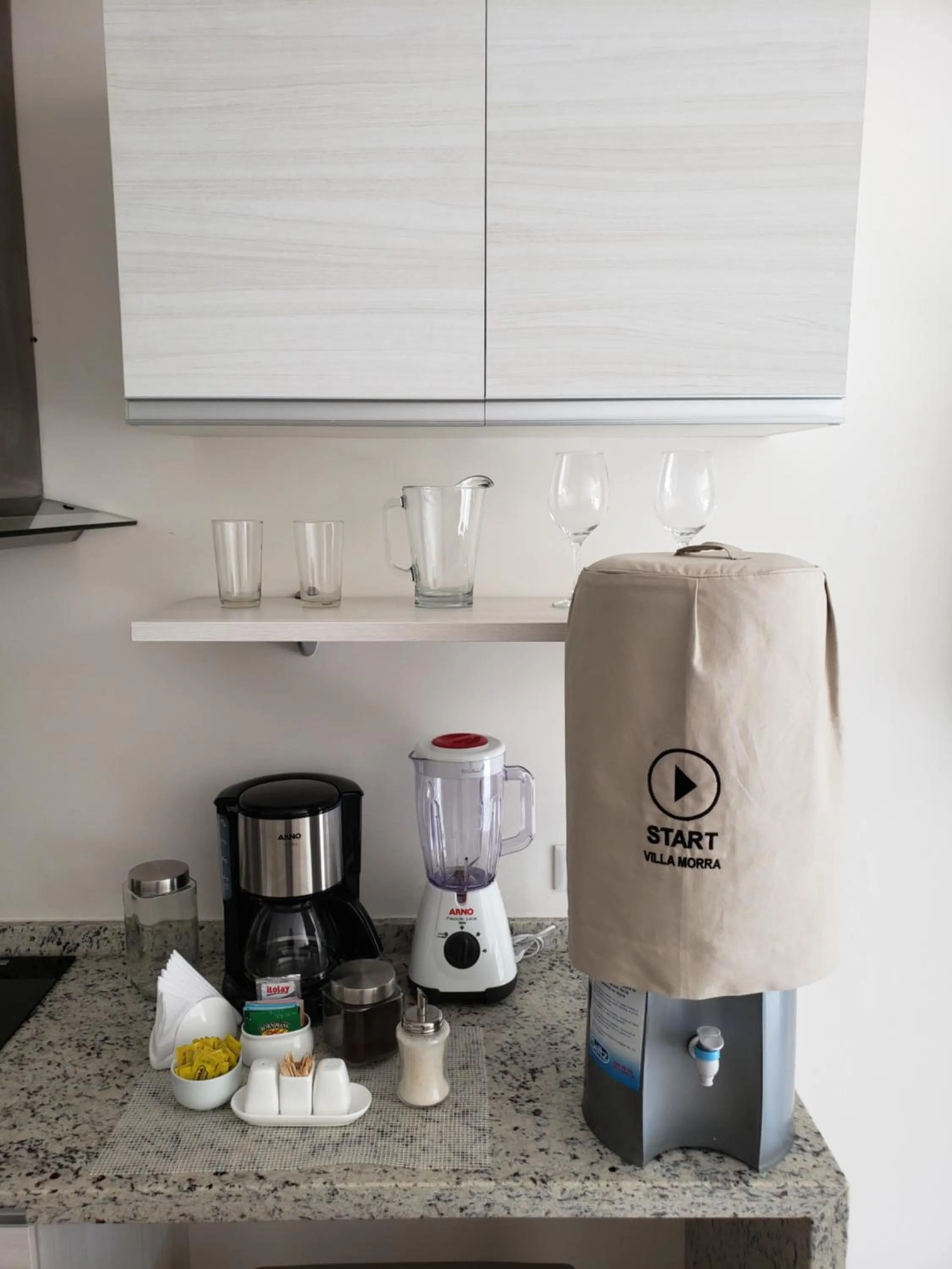 Coffee/tea facilities in START Villa Morra Rent Apartments