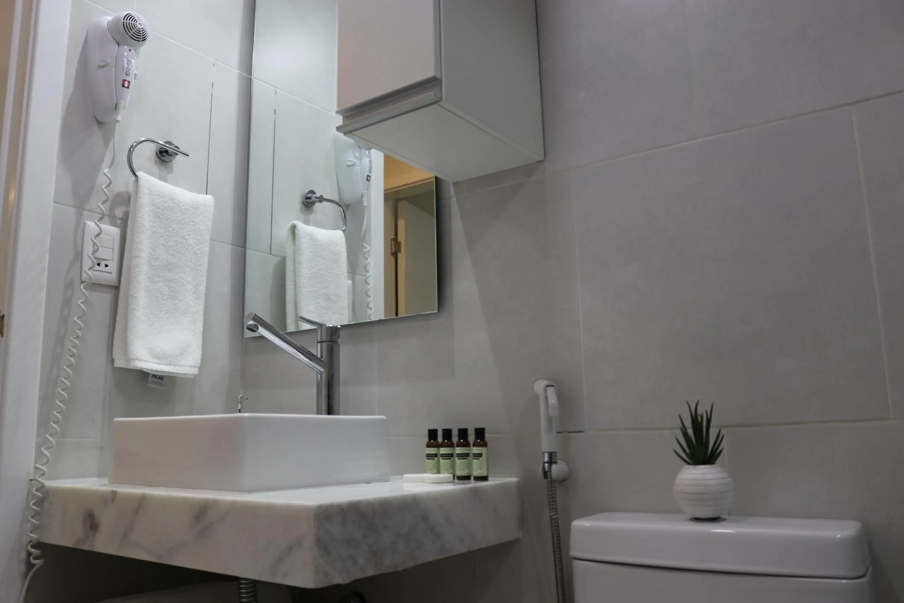 Bathroom in START Villa Morra Rent Apartments