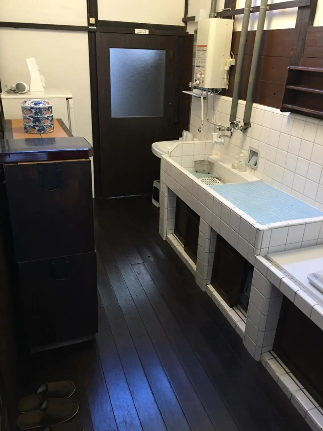 Kitchen or kitchenette in Korakuan