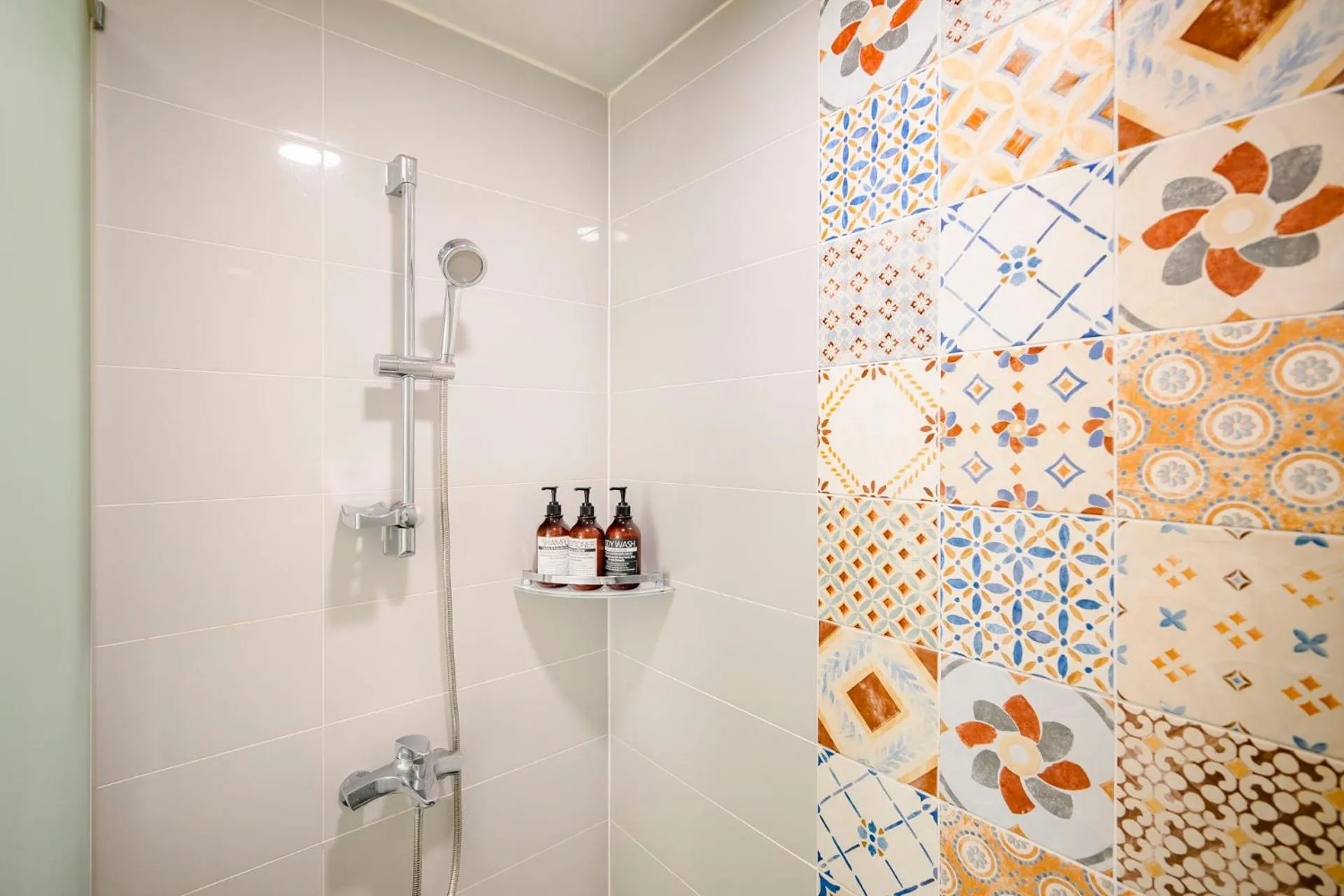 Shower in Jeju M Resort