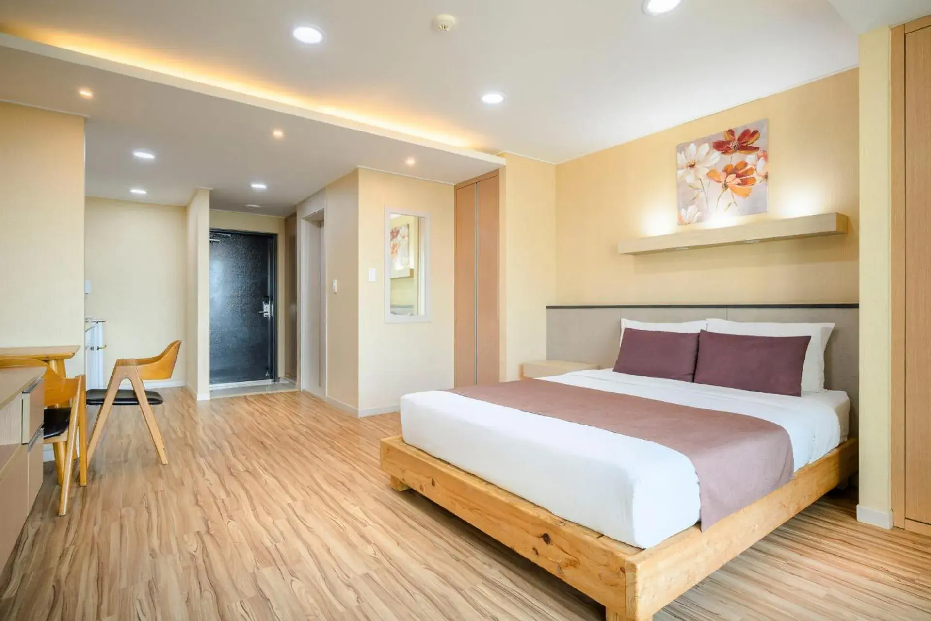 Photo of the whole room, Bed in Jeju M Resort Photo of the whole room, Bed in Jeju M Resort