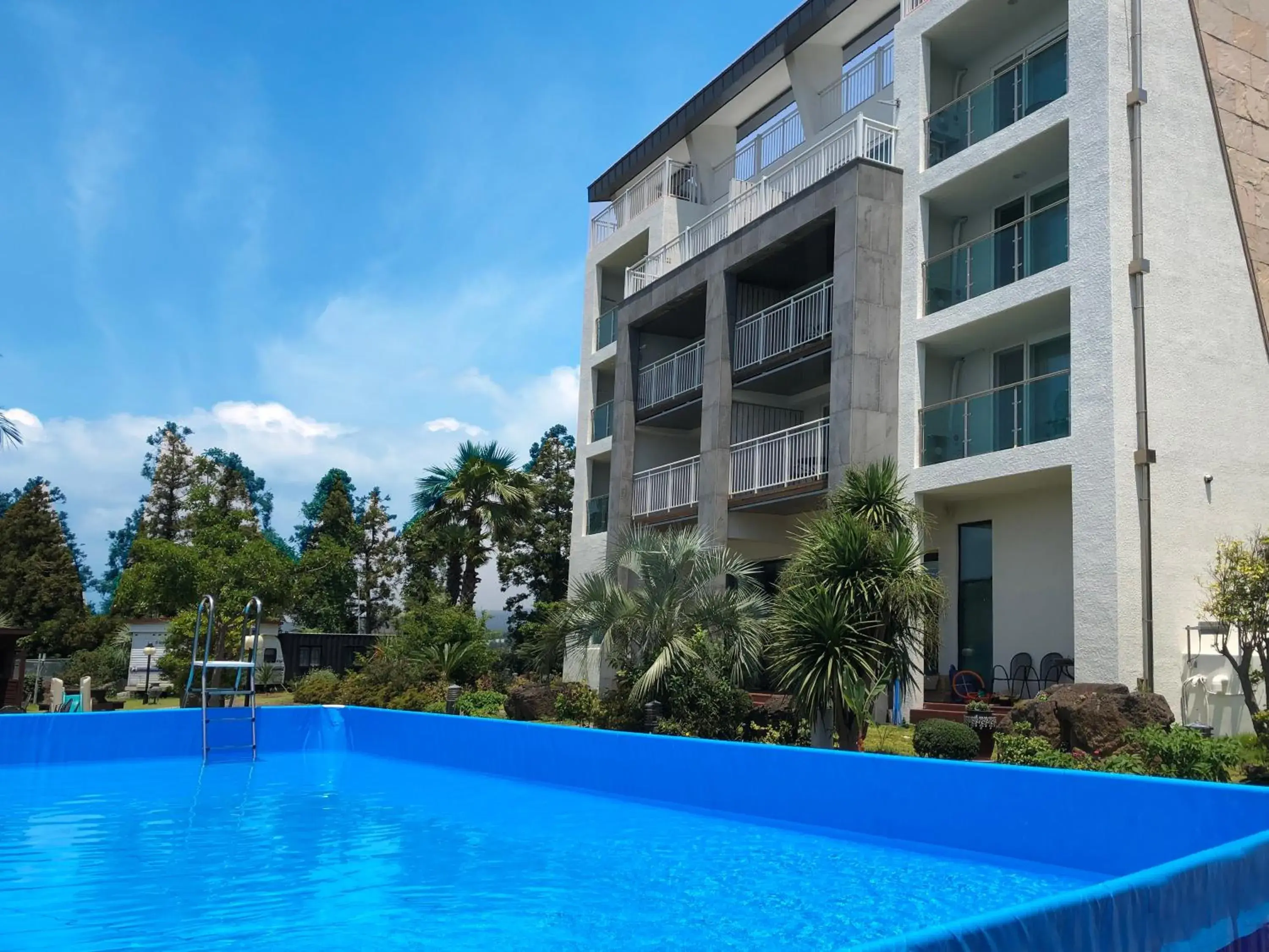 Swimming pool in Jeju M Resort Swimming pool in Jeju M Resort