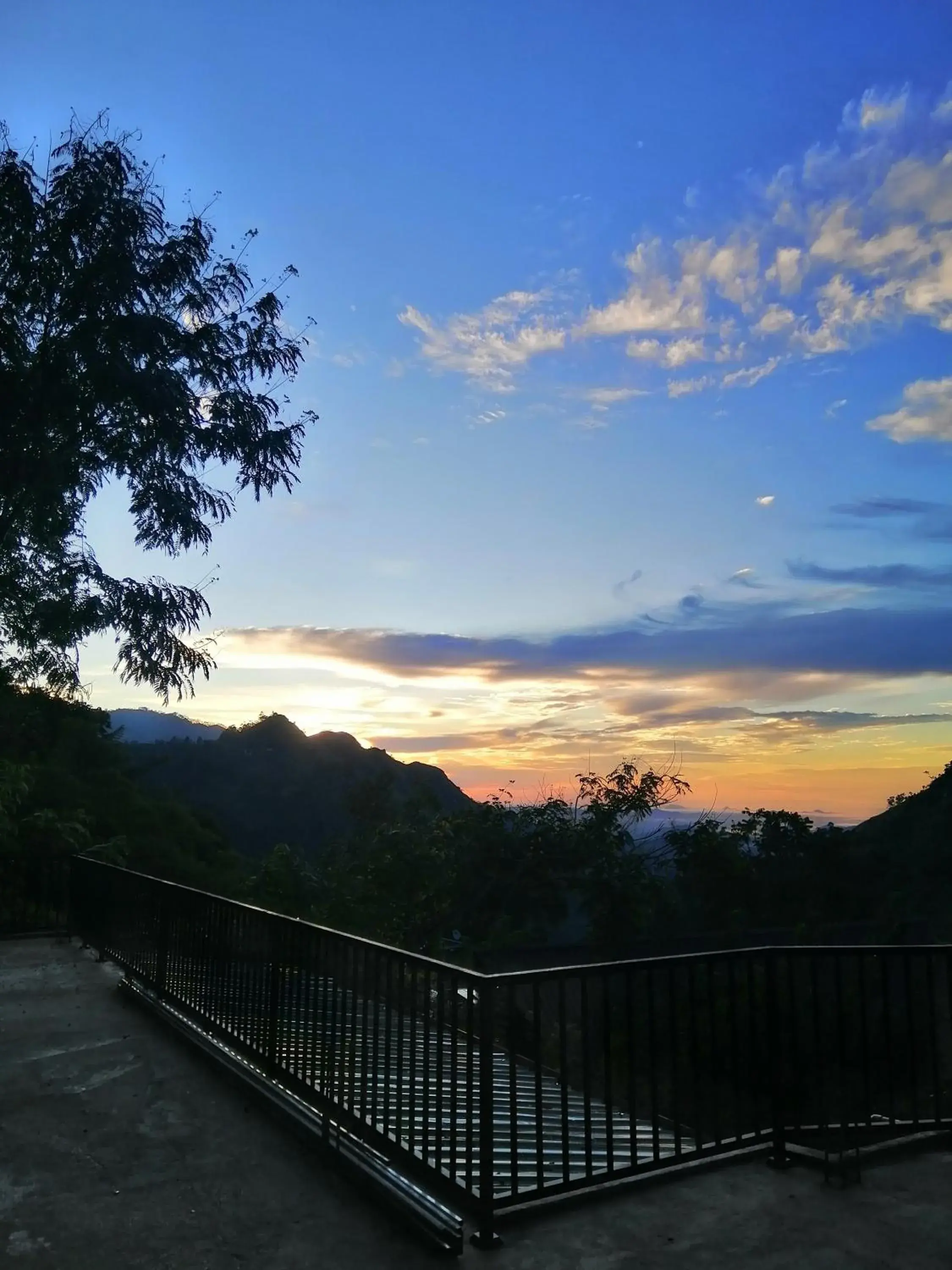 King Room with Mountain View - single occupancy in Super View Home Stay King Room with Mountain View - single occupancy in Super View Home Stay
