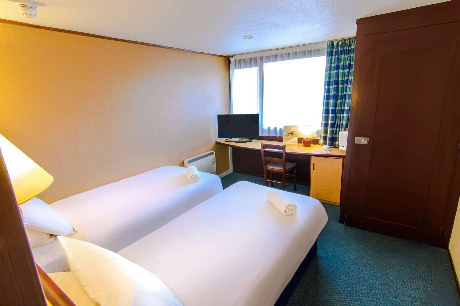 The Beacon Hotel, Cardiff, Part of the AG Collection