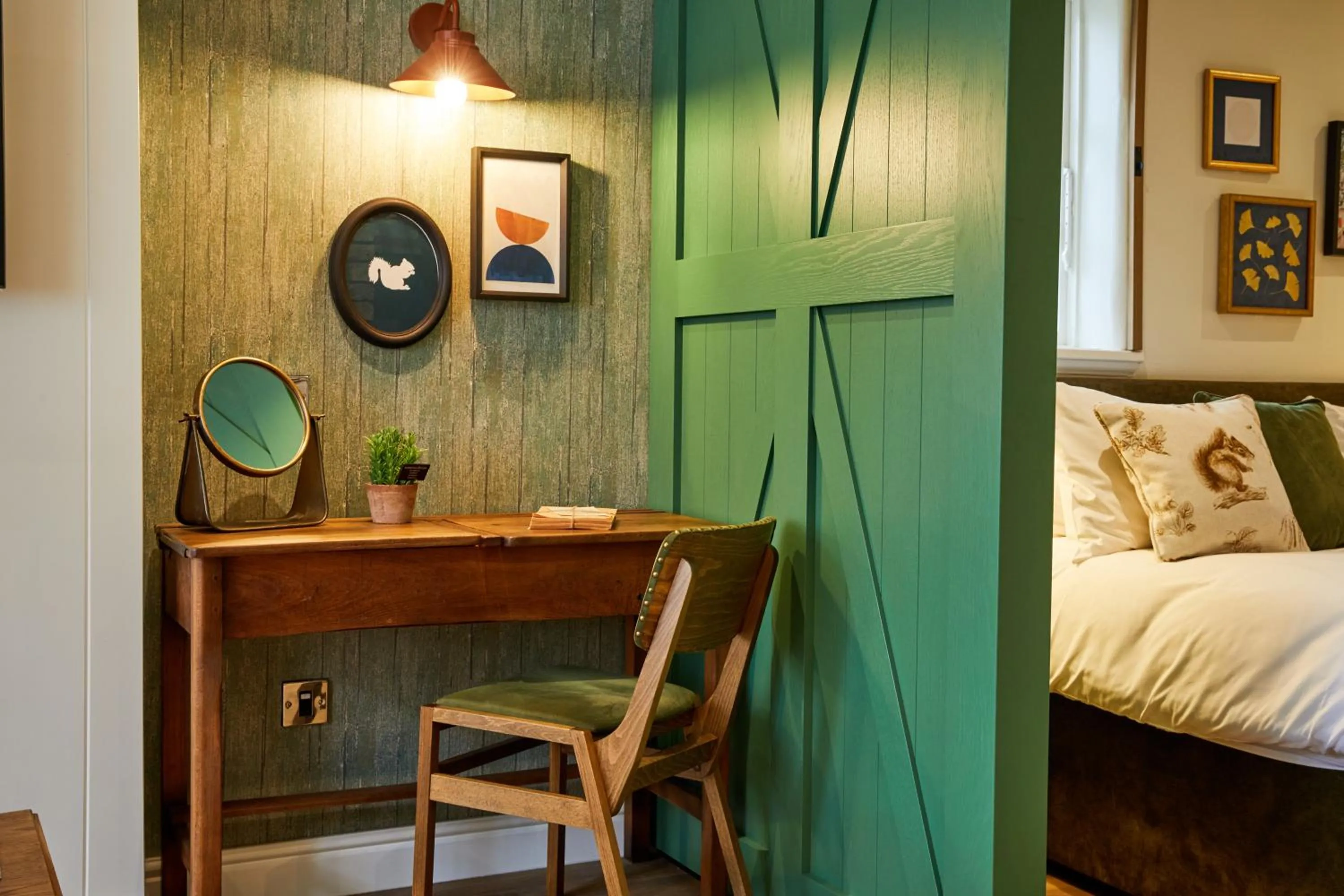 Bedroom, Bed in Middletons