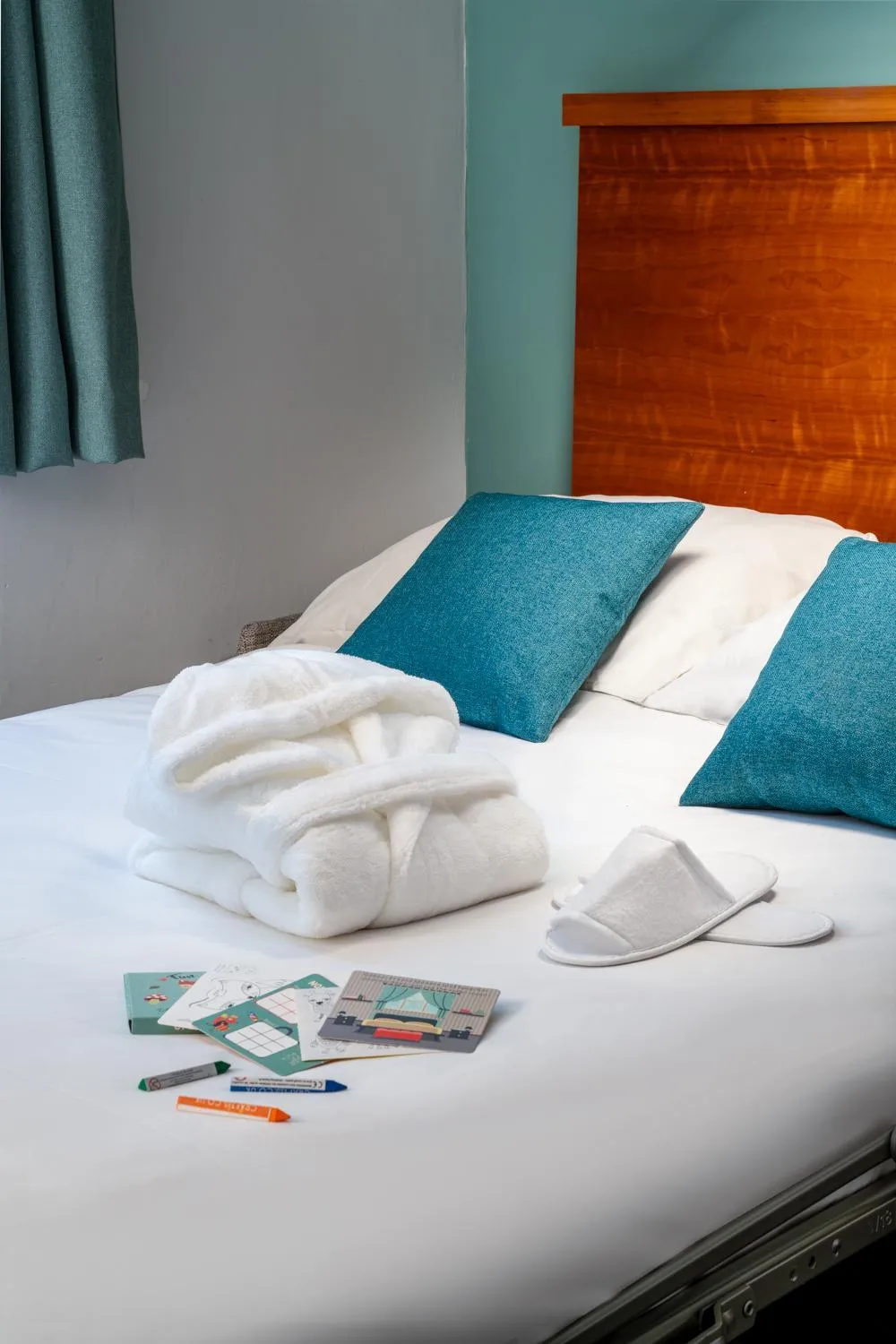 Bedroom, Bed in Middletons