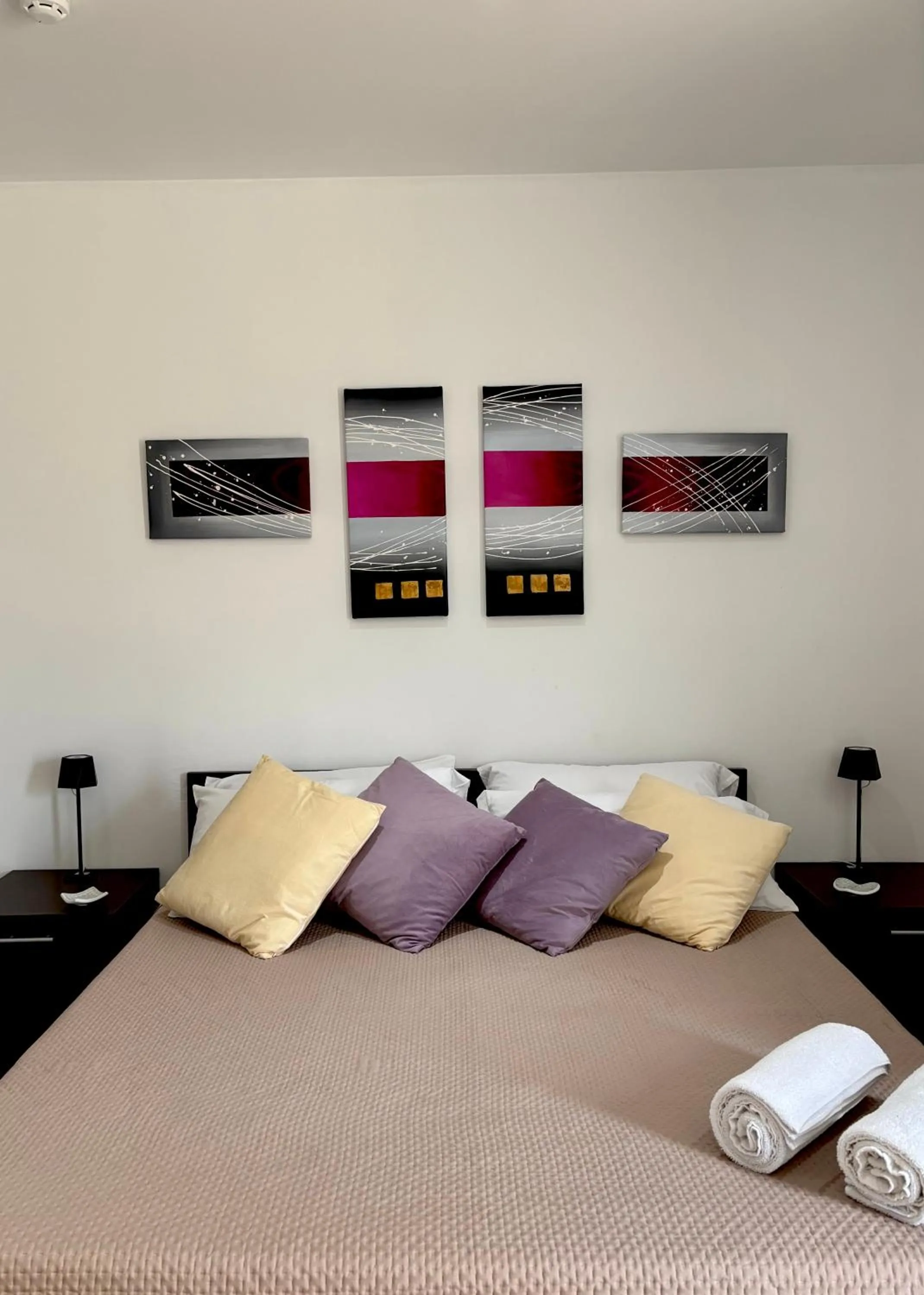 Bed in Allegro Hotel