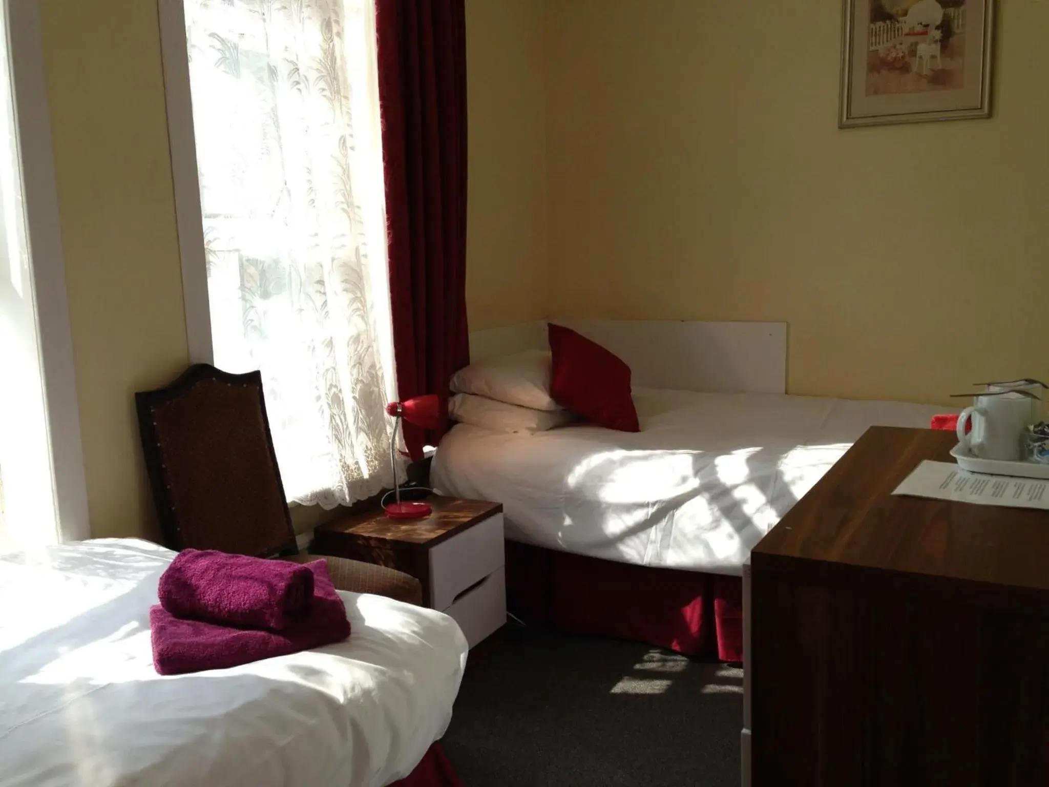 Bedroom, Bed in Abbey Lodge Hotel Bedroom, Bed in Abbey Lodge Hotel