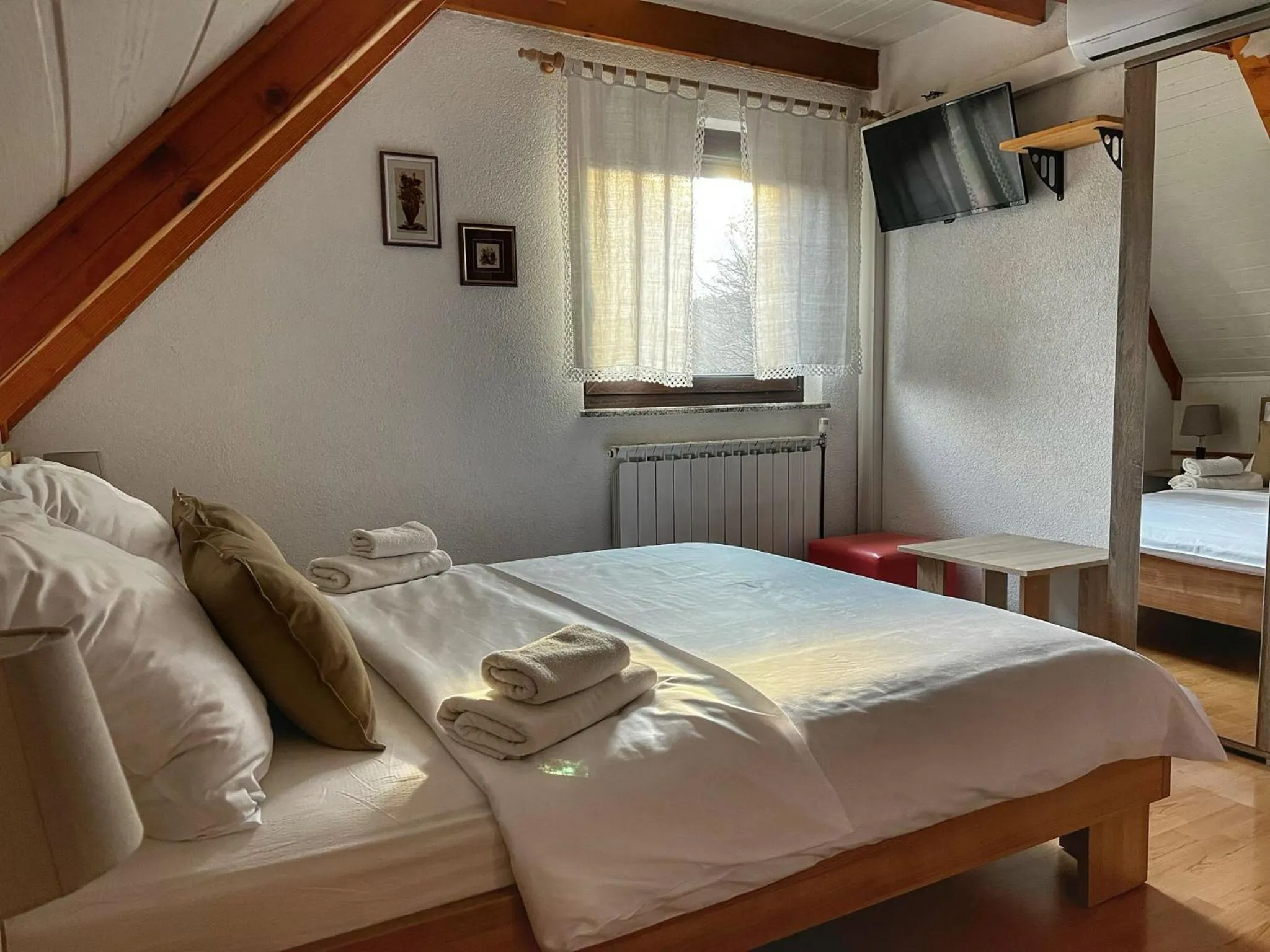 Bed in Villa Lykos Plitvice