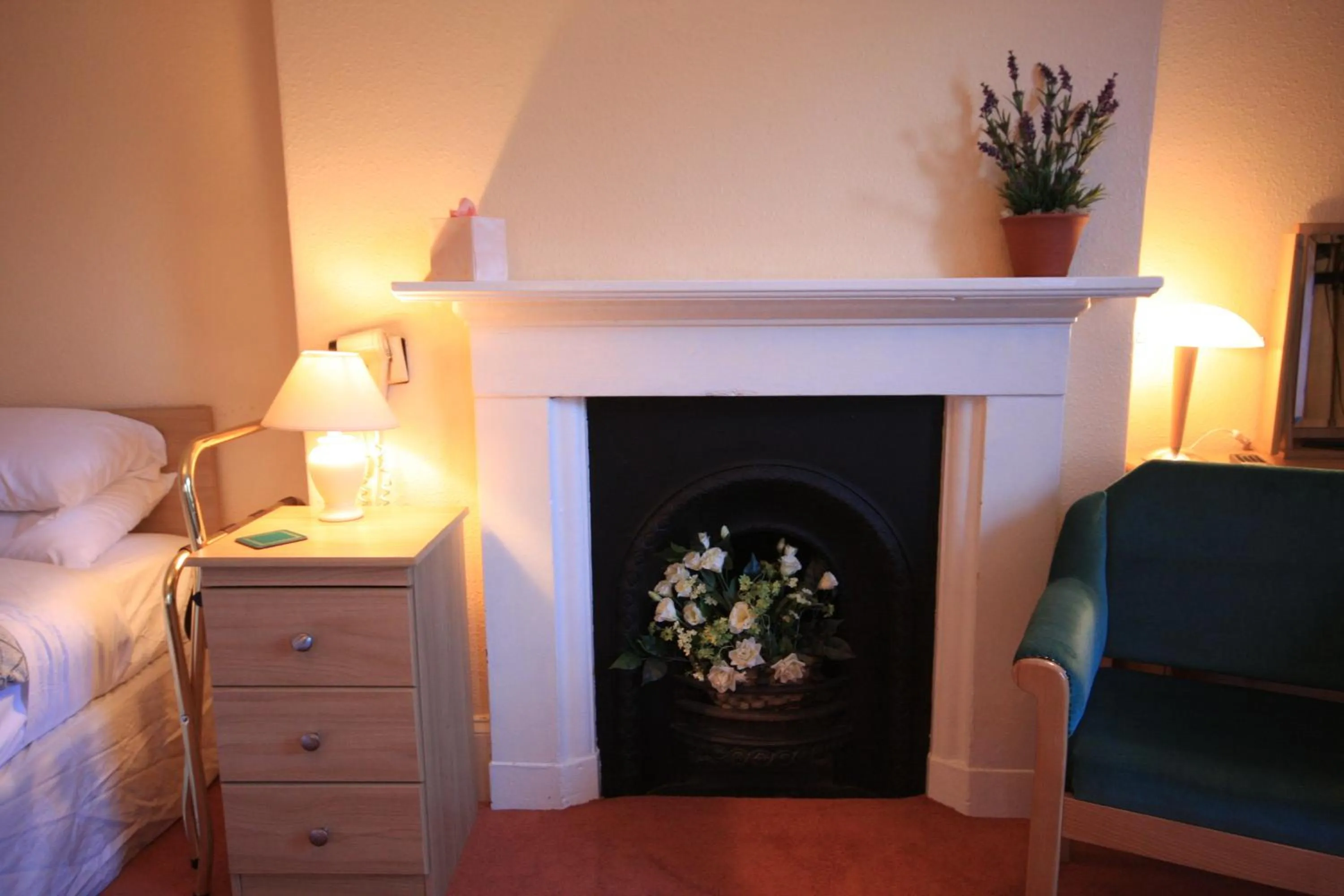 Decorative detail in Cumberland Inn