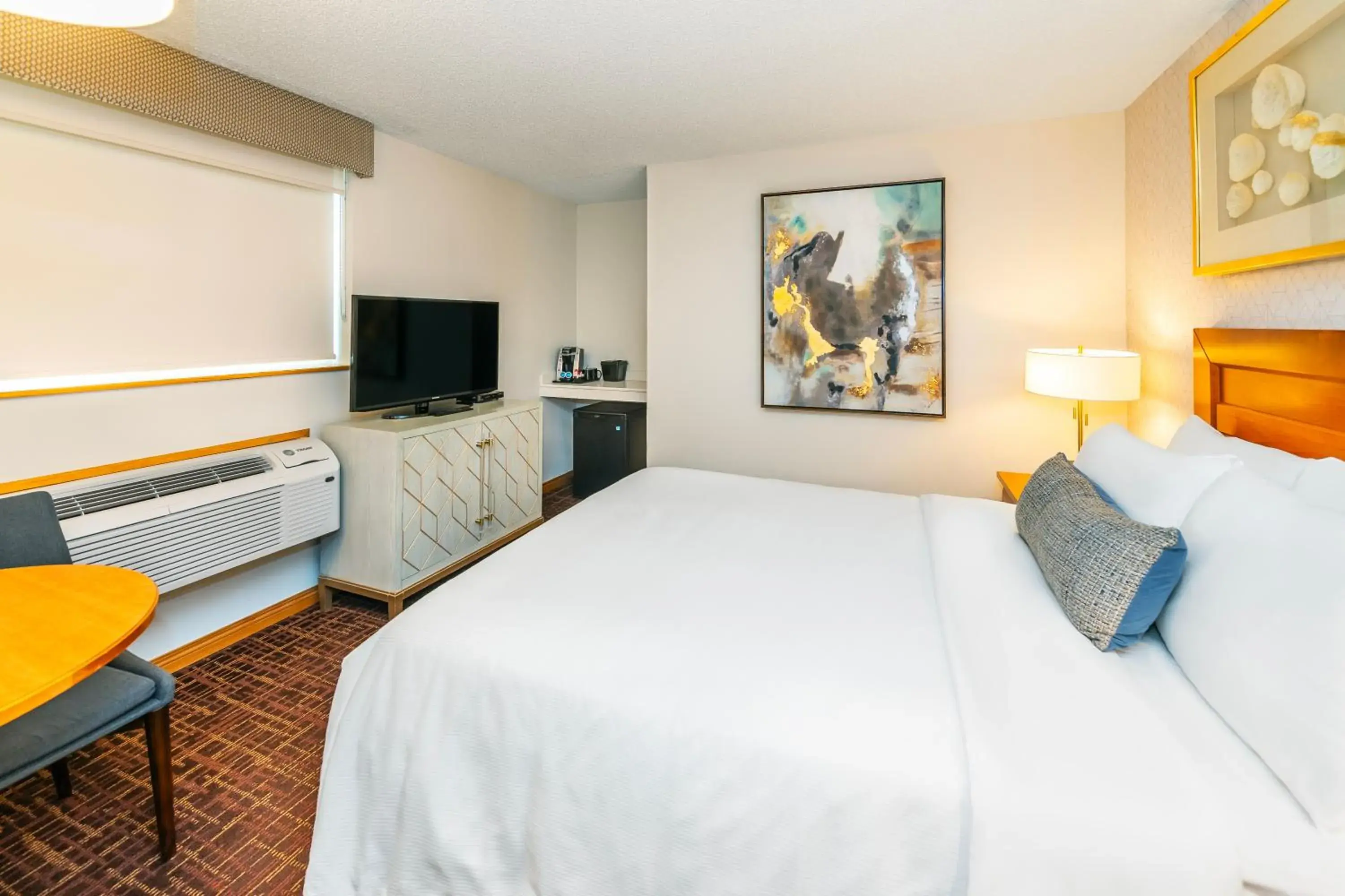 Bed in Banff Inn Bed in Banff Inn