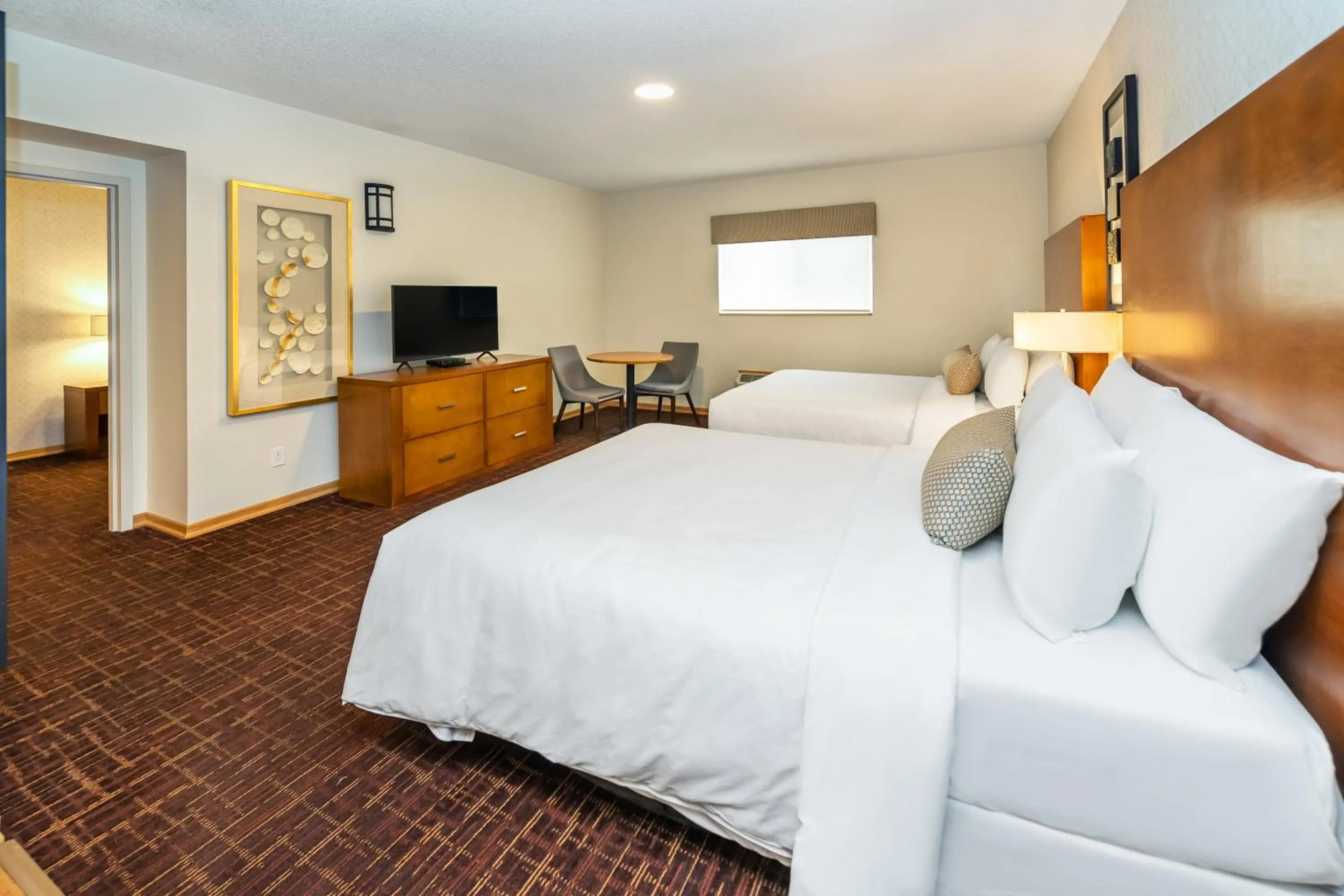 Guests, Bed in Banff Inn