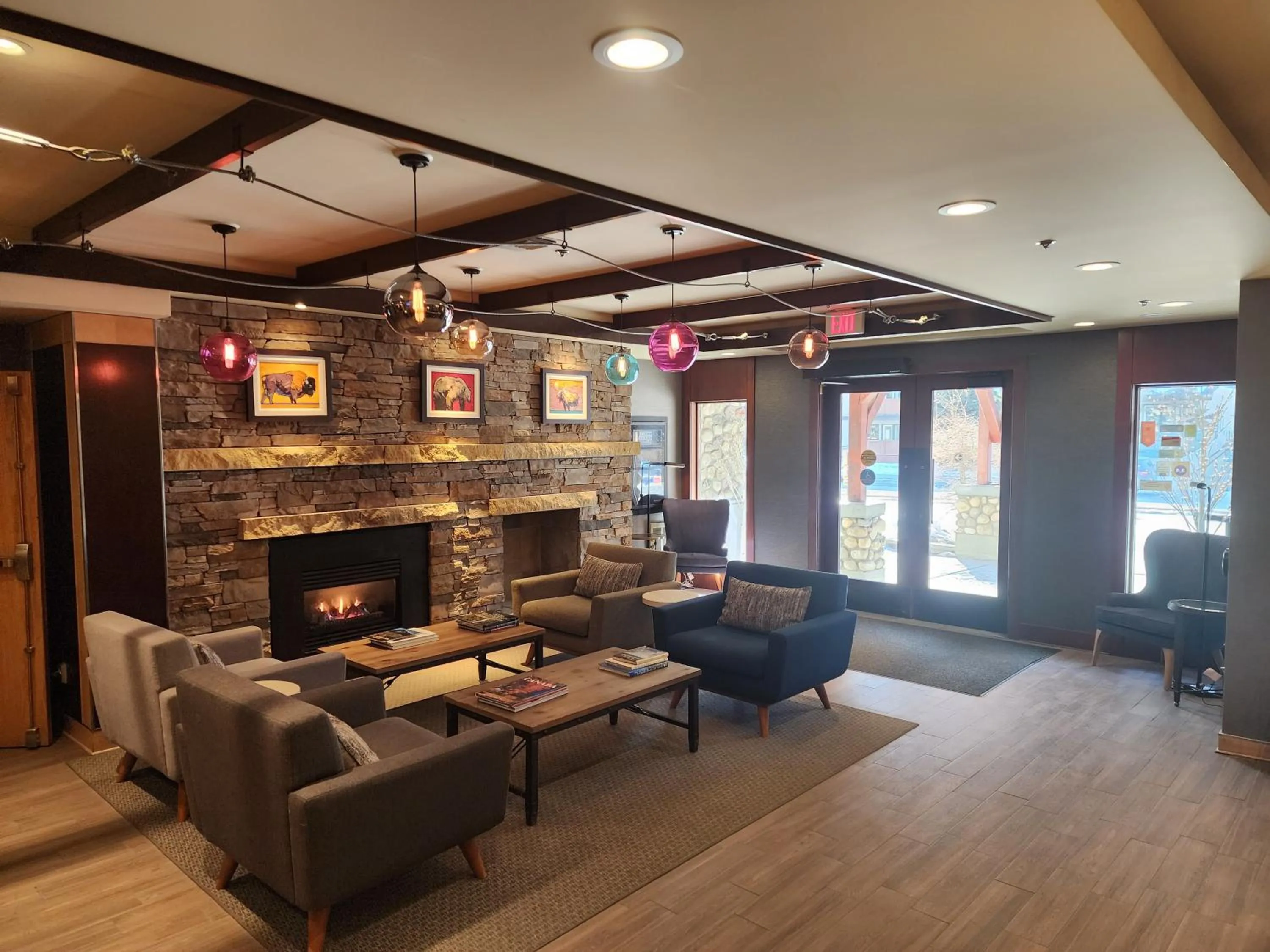 Seating area in Banff Inn
