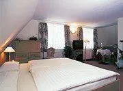 Bedroom, Bed in Hotel Landgut Ochsenkopf