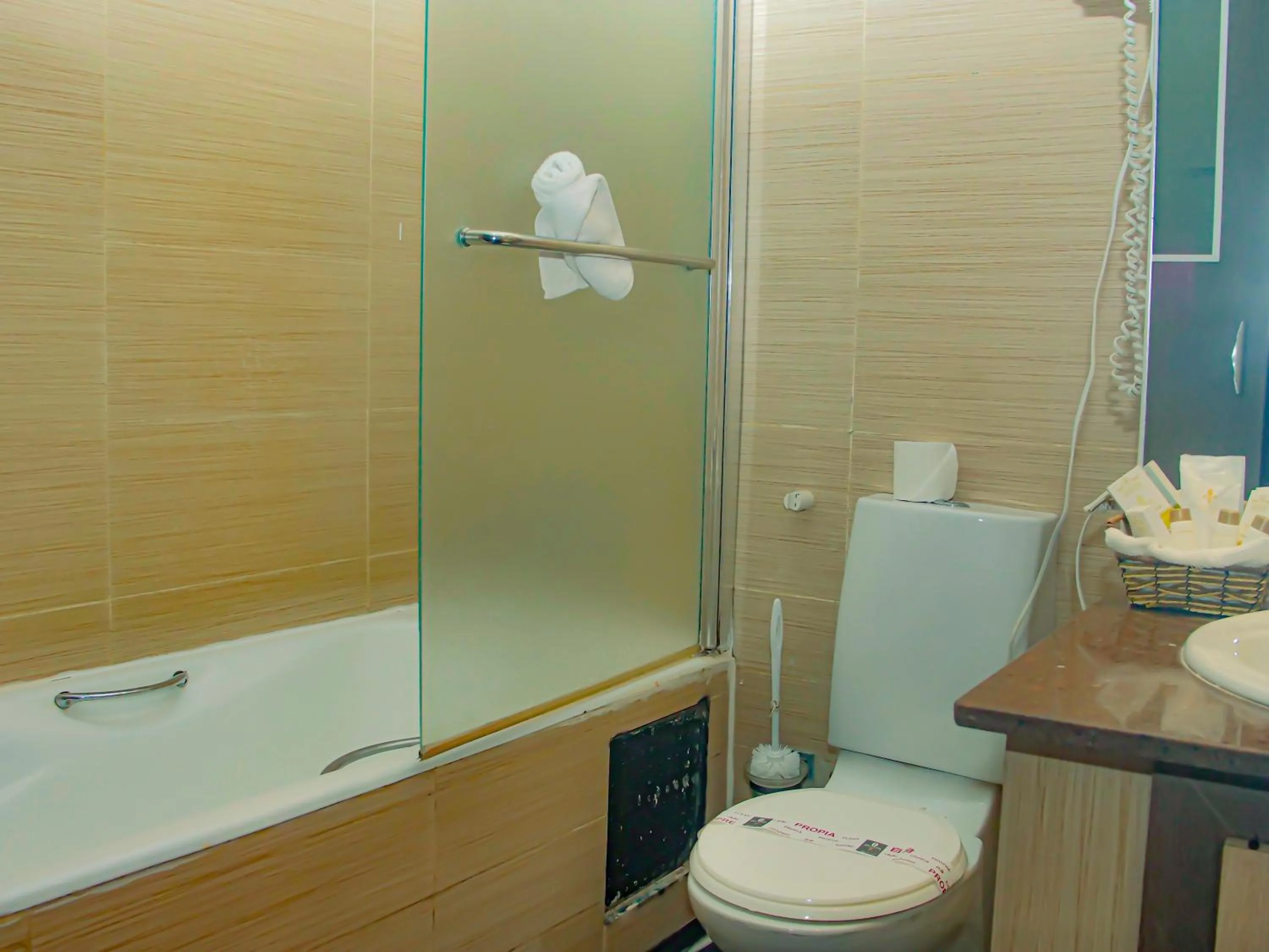 Bathroom in Hotel Fleur De Lys Almadies