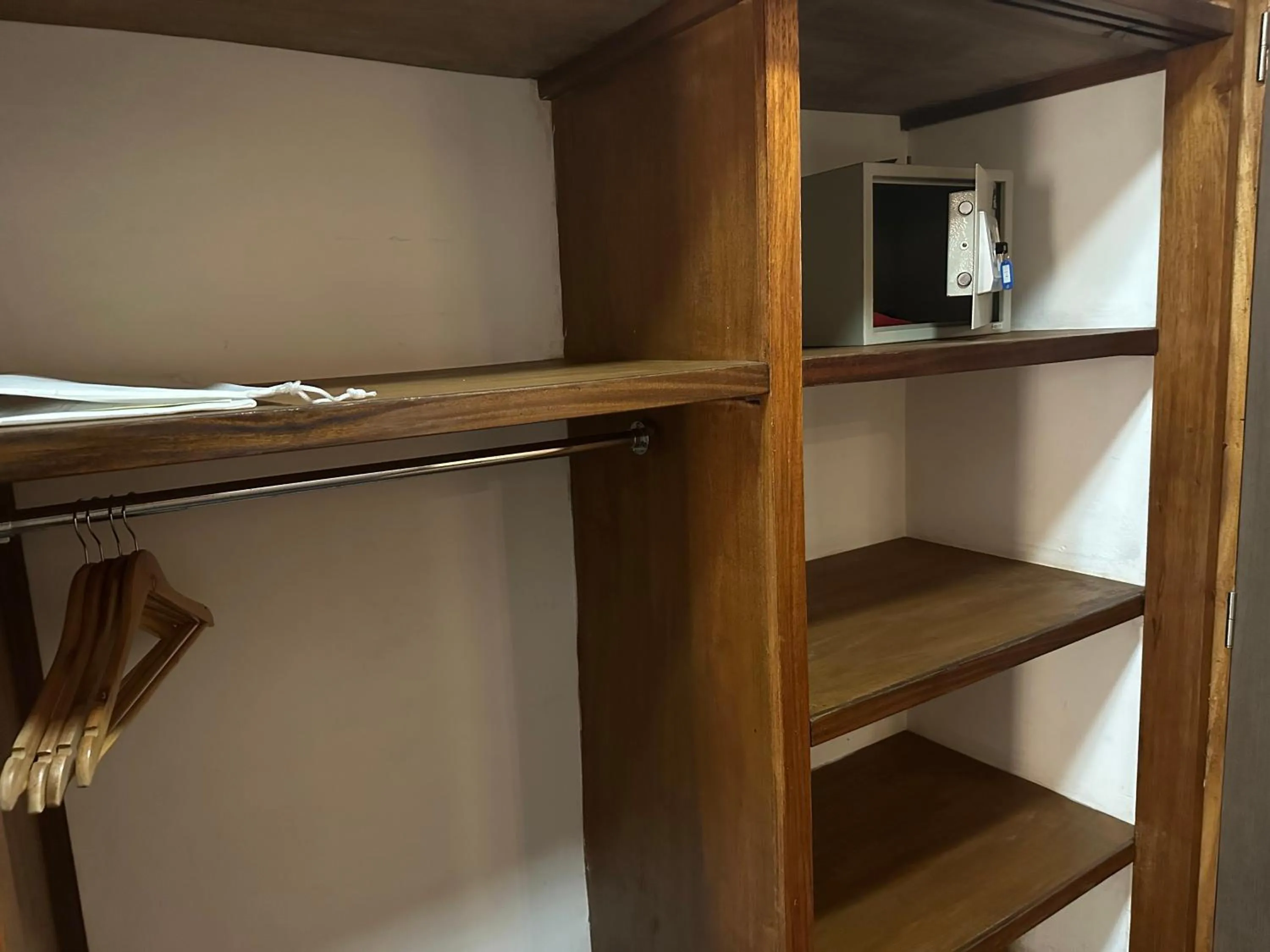 Hotel Fleur De Lys Almadies