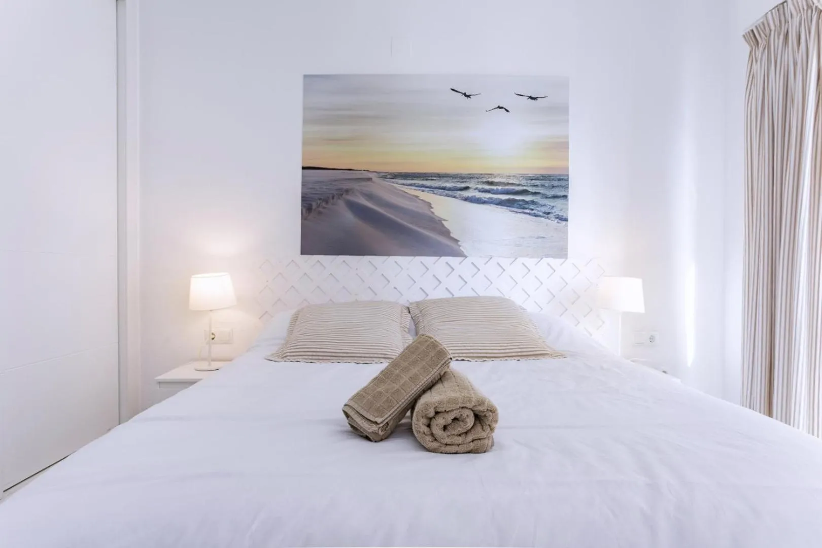 Bed in Rentcostadelsol Malagueta Arenal