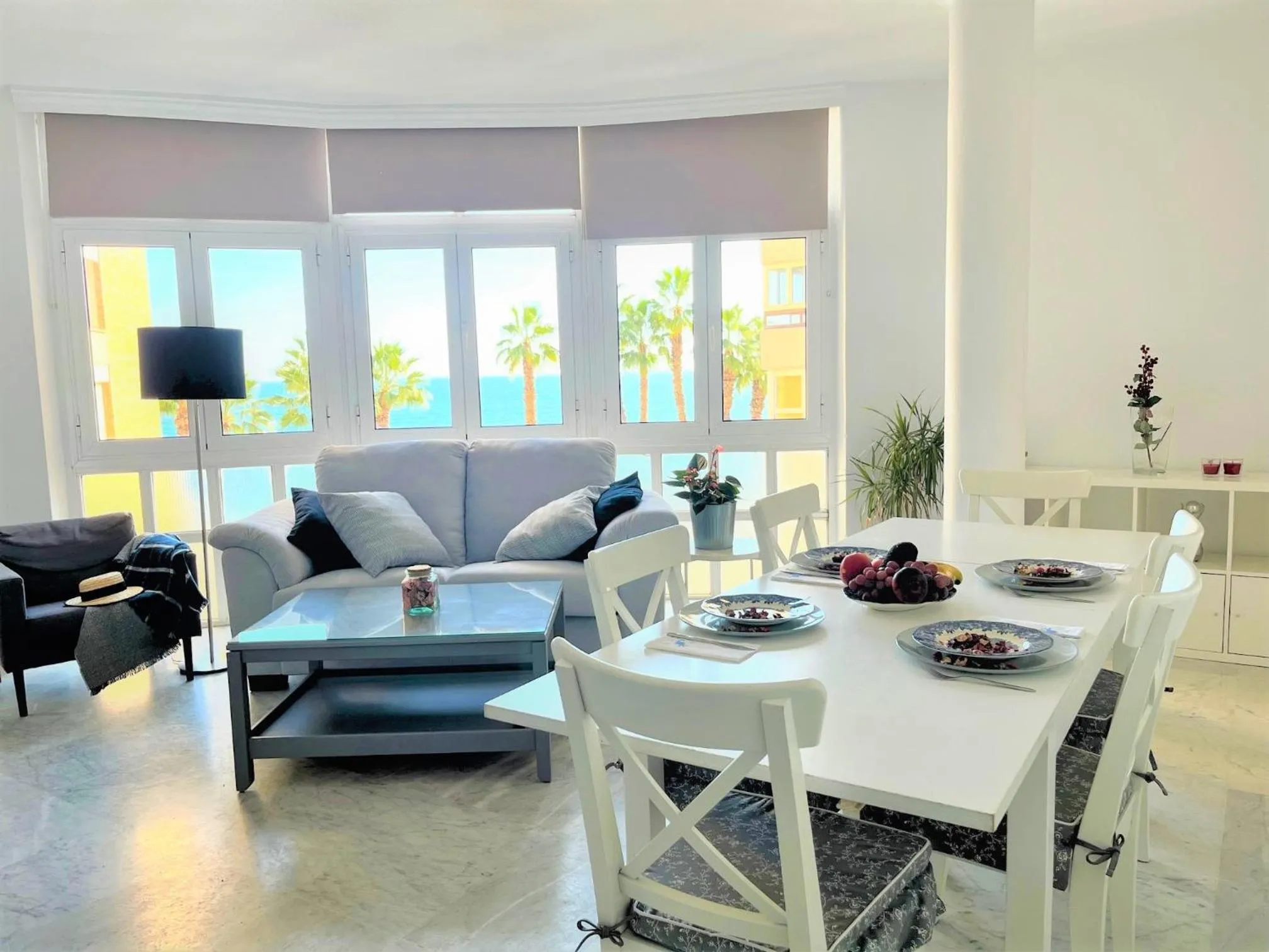 Living room in Rentcostadelsol Malagueta Arenal