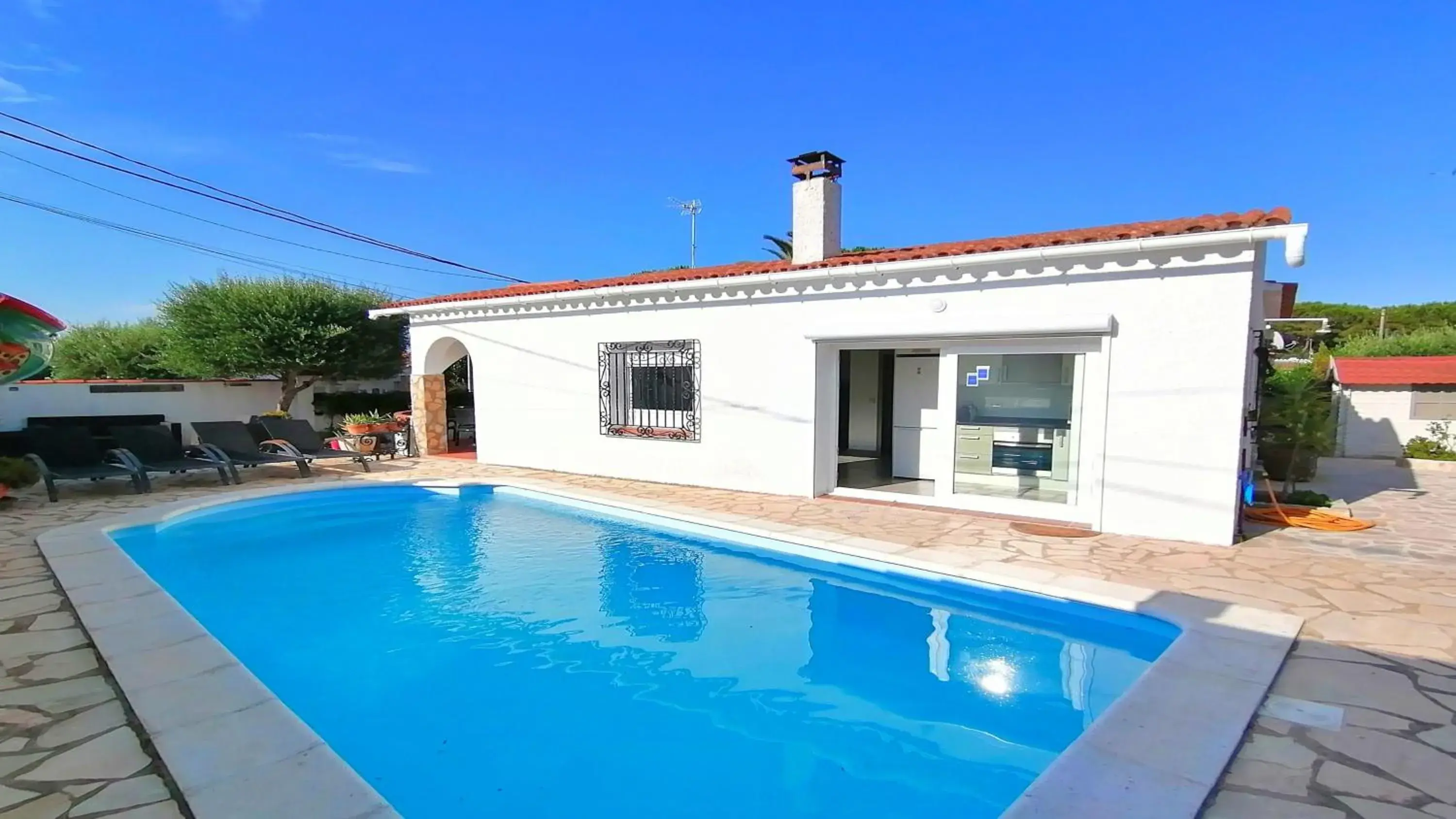 VACAY Villa Camí, disfruta nadando! en la Costa Brava, l'Escala! VACAY Villa Camí, disfruta nadando! en la Costa Brava, l'Escala!