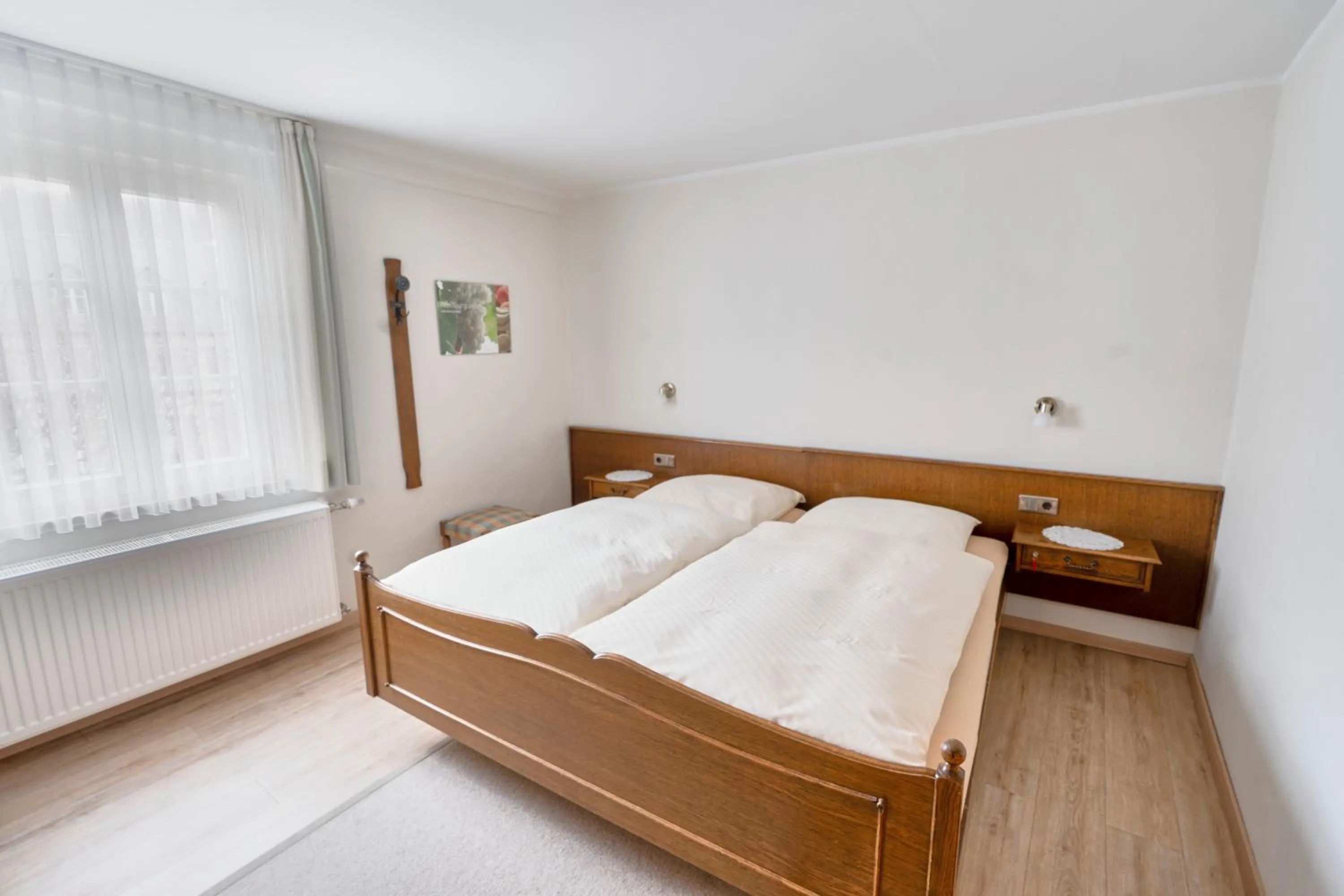 Photo of the whole room, Bed in Gästehaus Korf