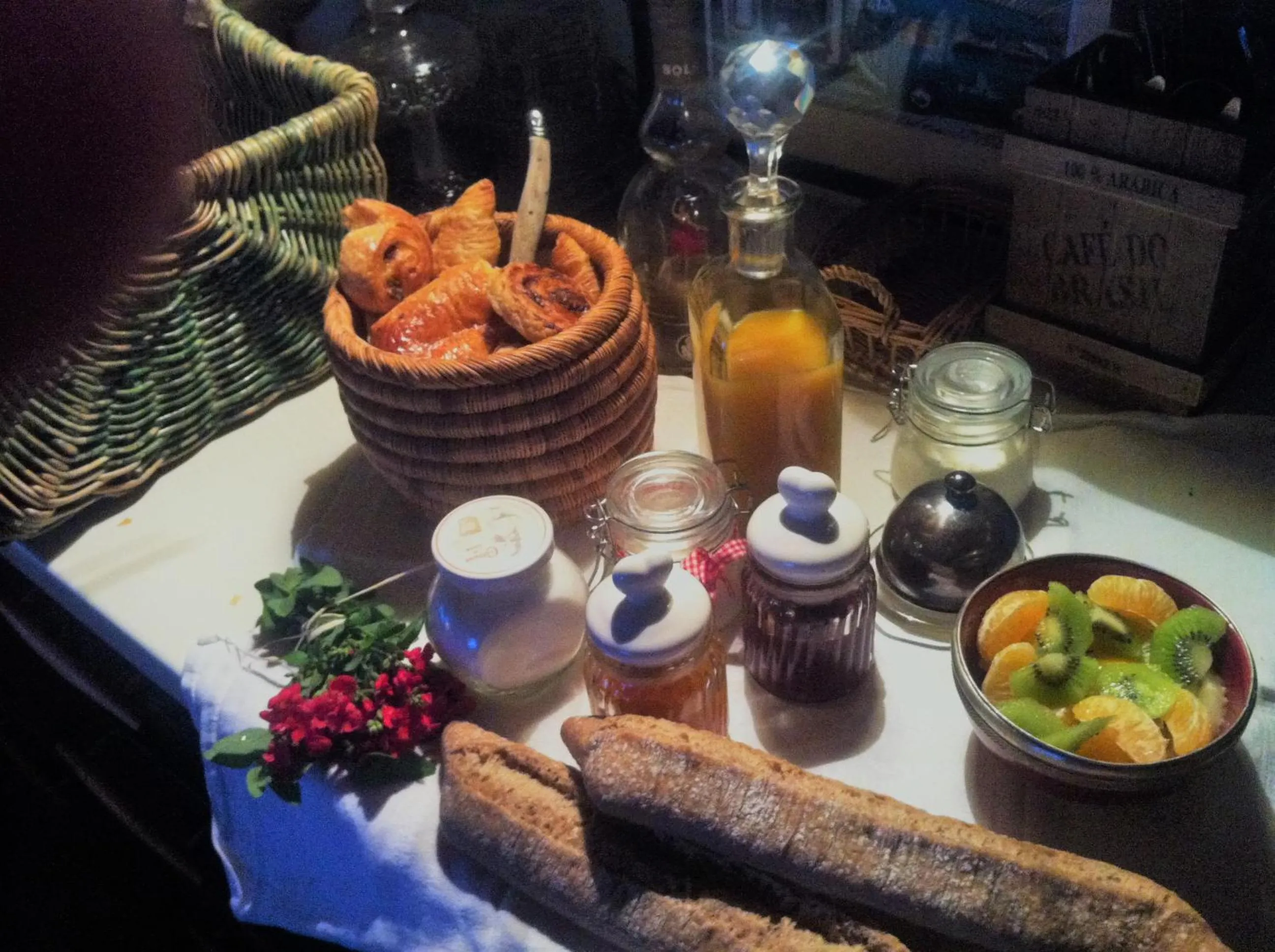 Food close-up in Les chambres du Chat Perché