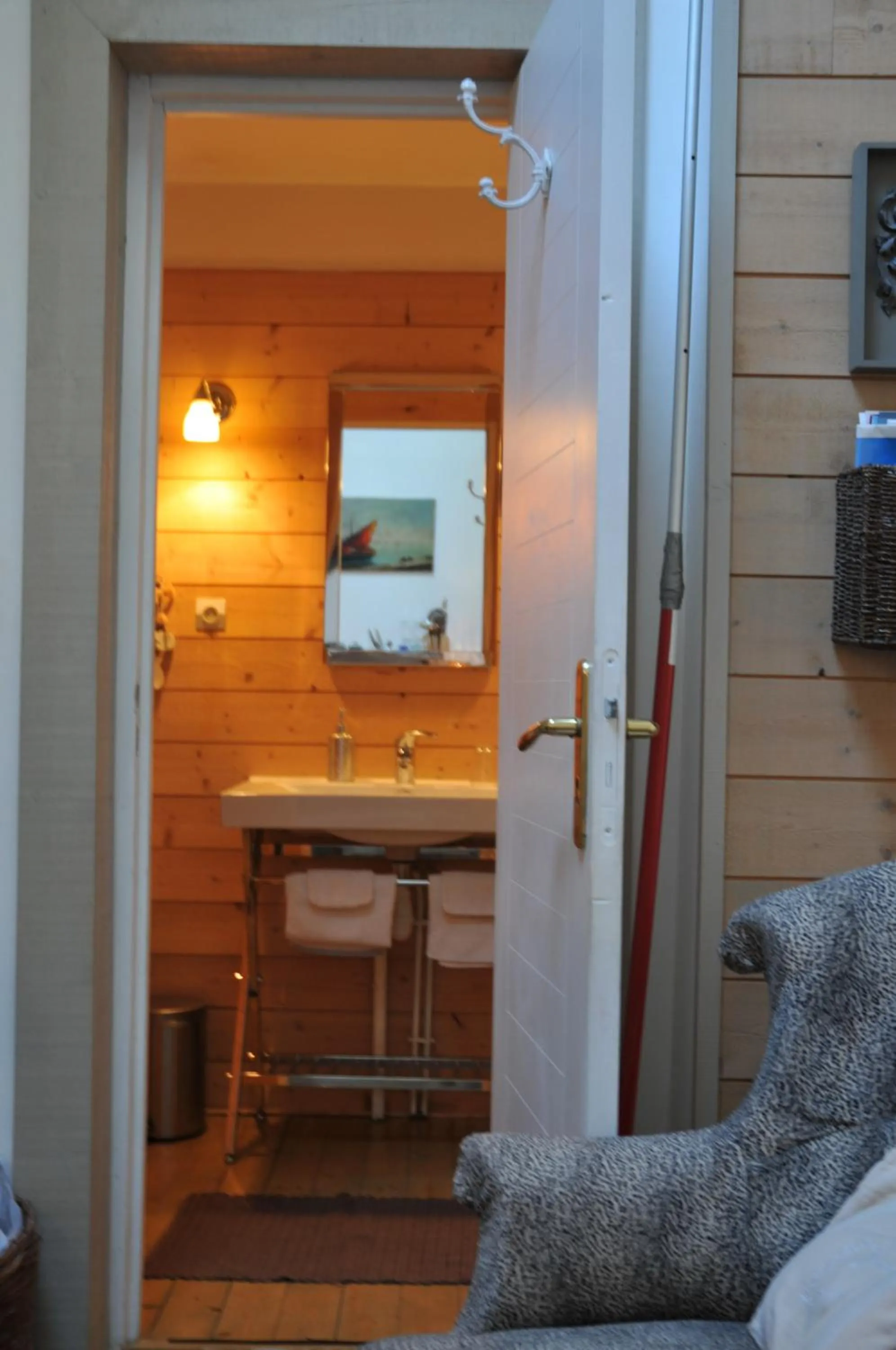 Bathroom in Les chambres du Chat Perché