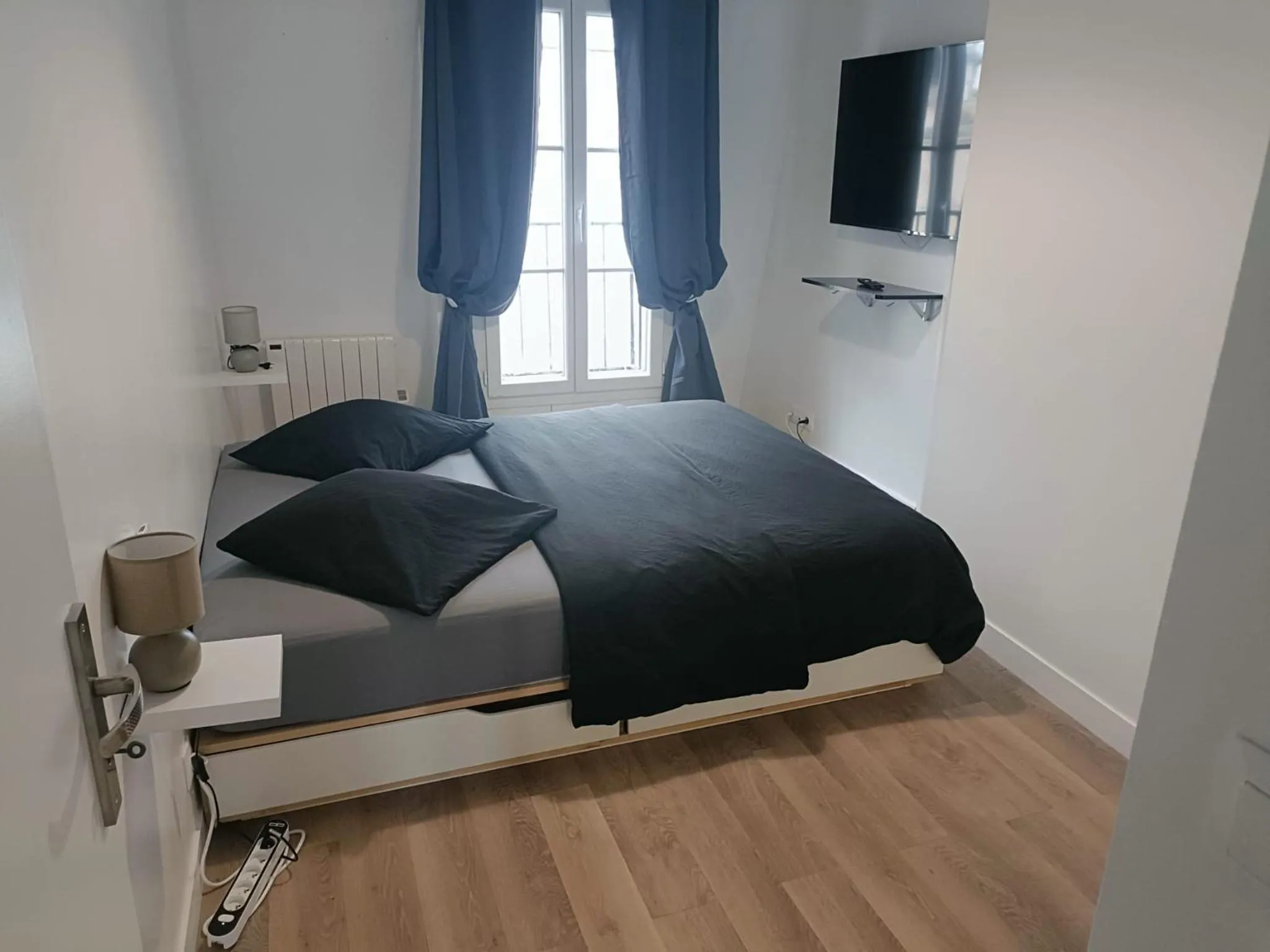 Bed in Meublés de Tourisme à Vincennes