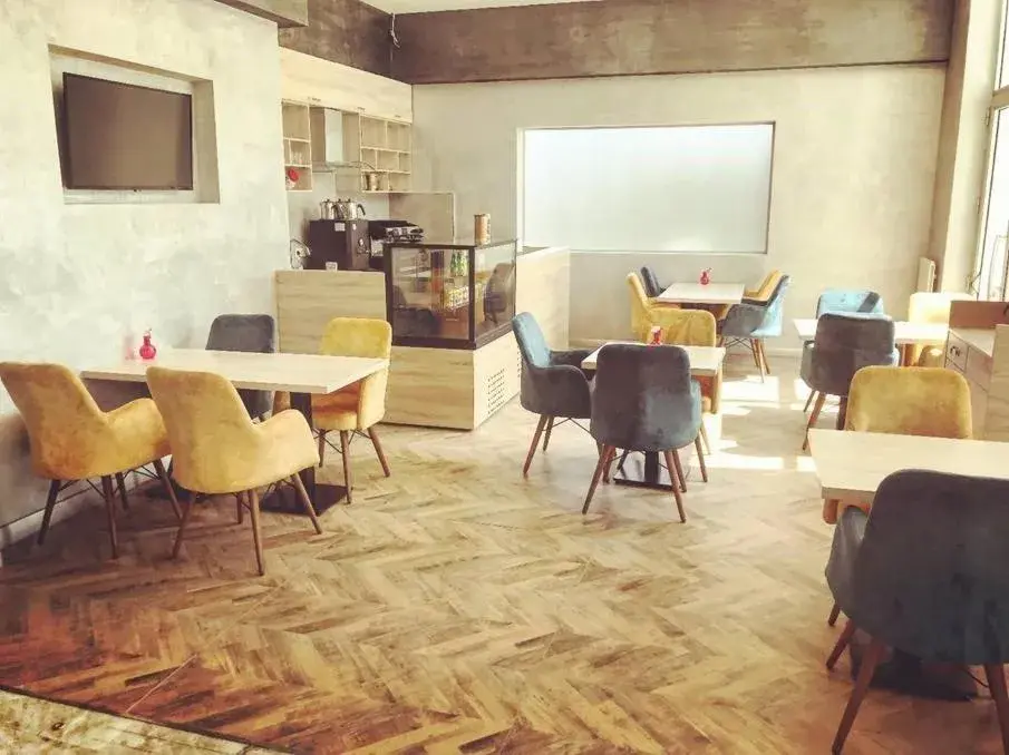 Restaurant/places to eat in Zin D Home Dudullu Otel Restaurant/places to eat in Zin D Home Dudullu Otel