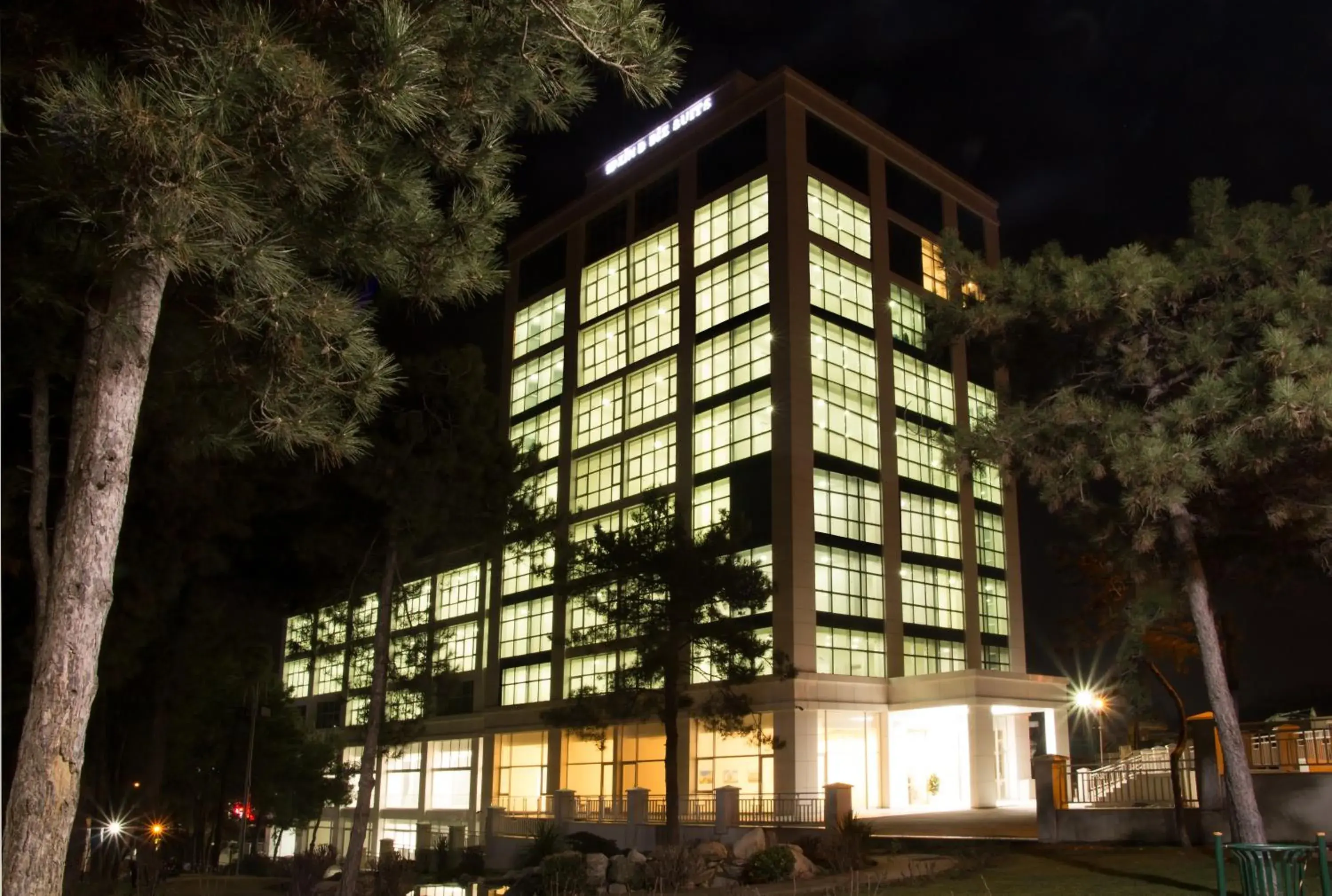 Facade/entrance in Zin D Home Dudullu Otel Facade/entrance in Zin D Home Dudullu Otel