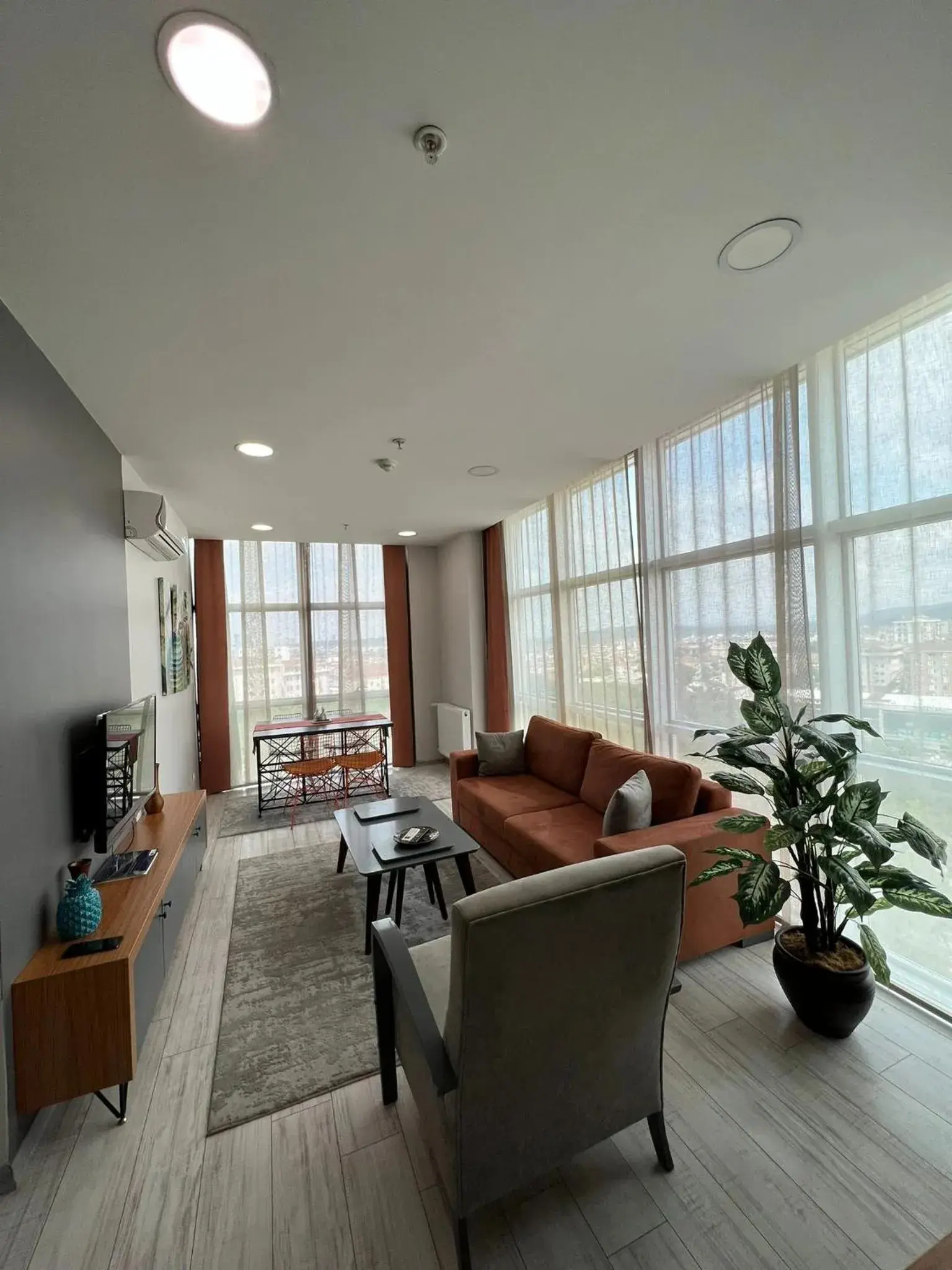 Photo of the whole room in Zin D Home Dudullu Otel Photo of the whole room in Zin D Home Dudullu Otel