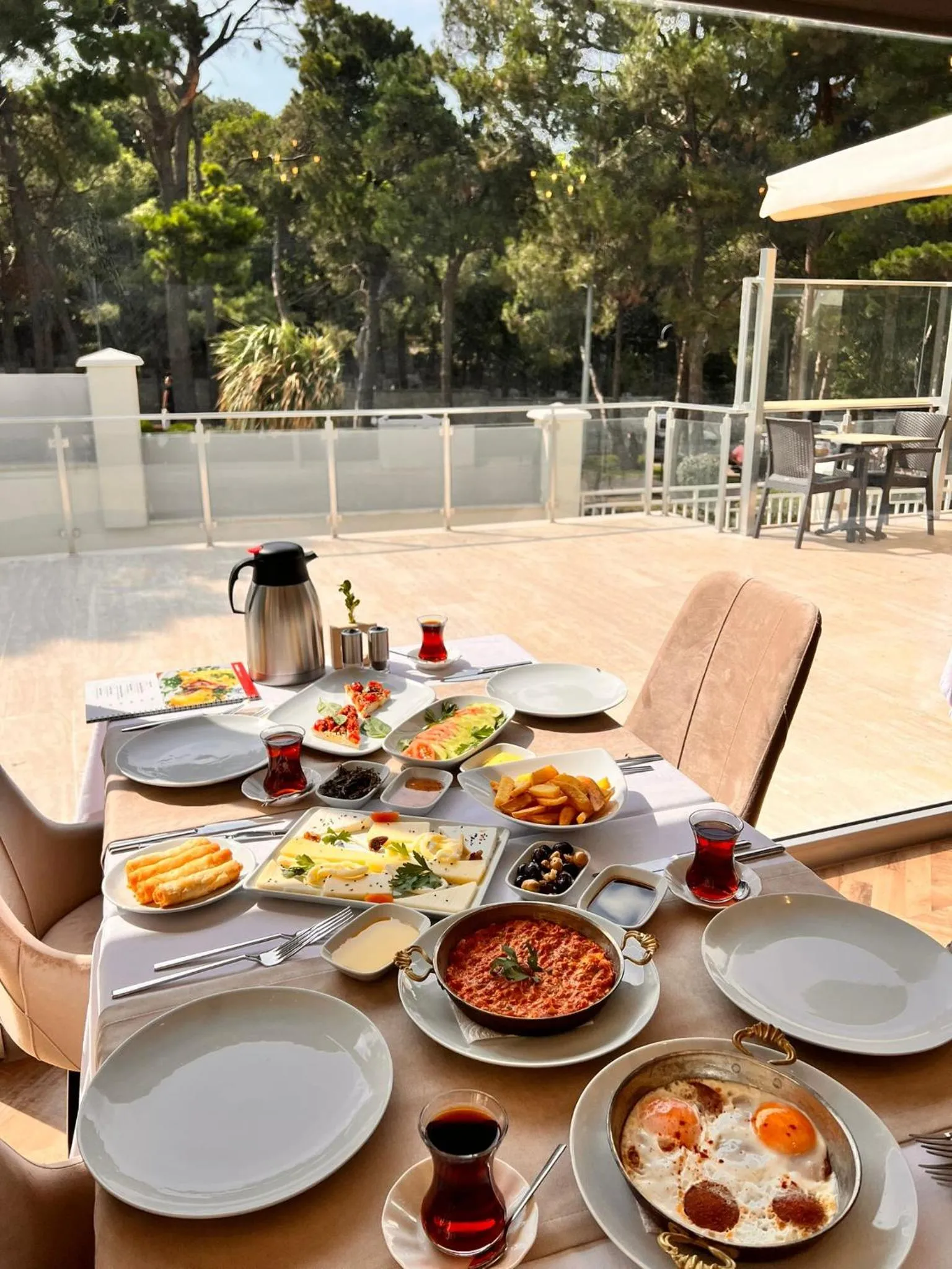 Restaurant/places to eat in Zin D Home Dudullu Otel