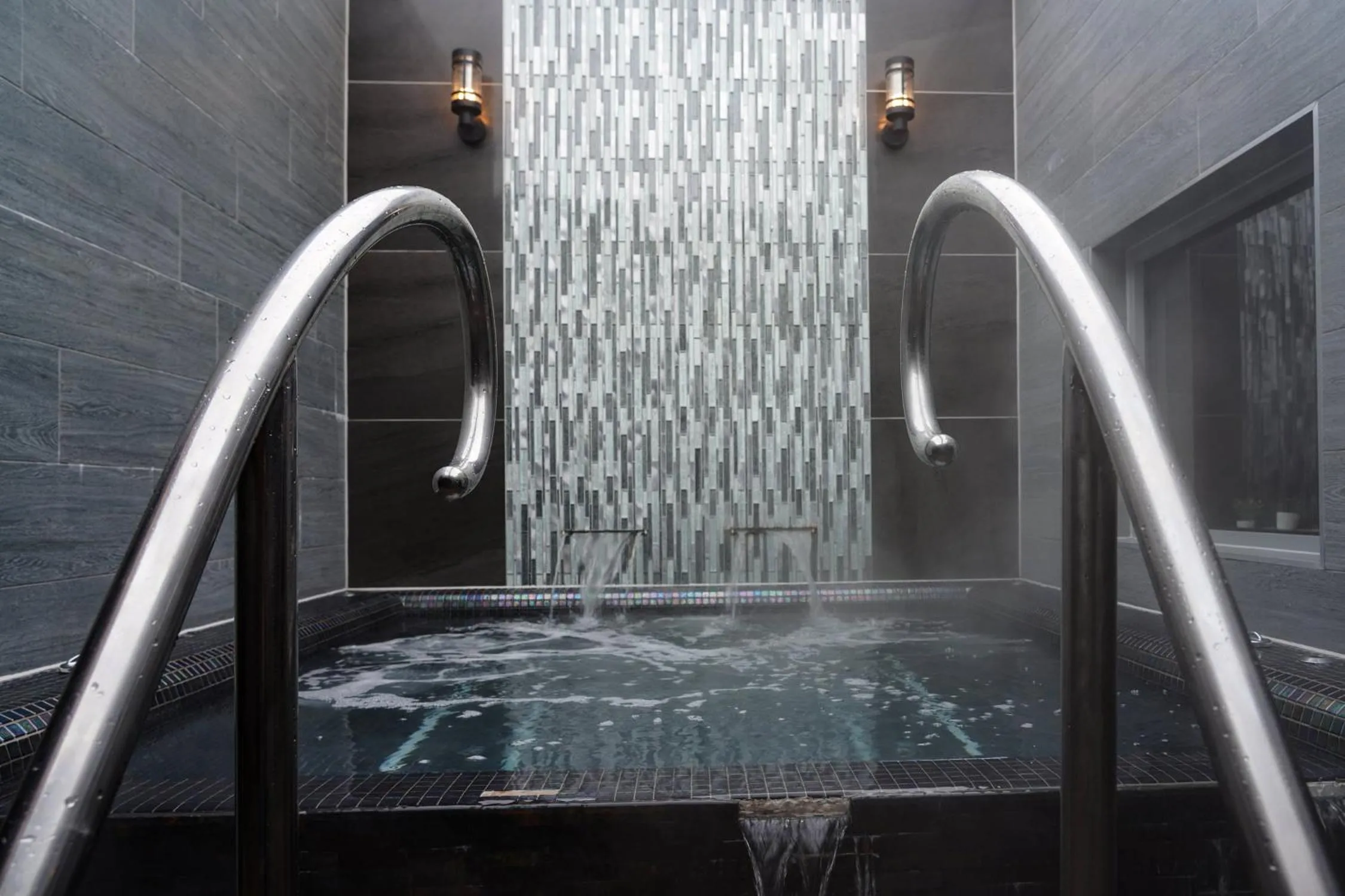 Spa and wellness centre/facilities in Gomersal Park Hotel & Bazaar Spa