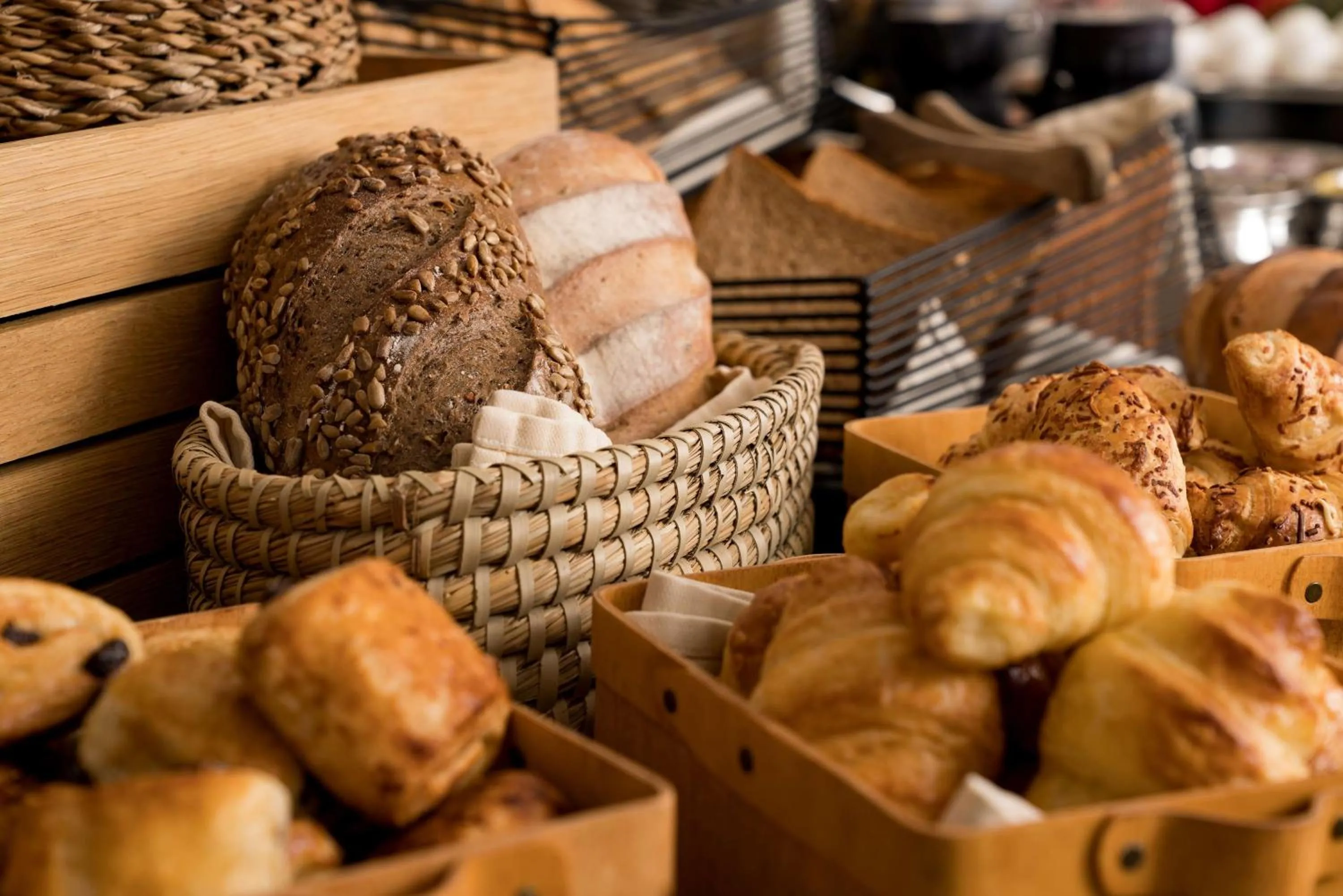 Restaurant/places to eat in SAS Residence & Hotel Dhahran