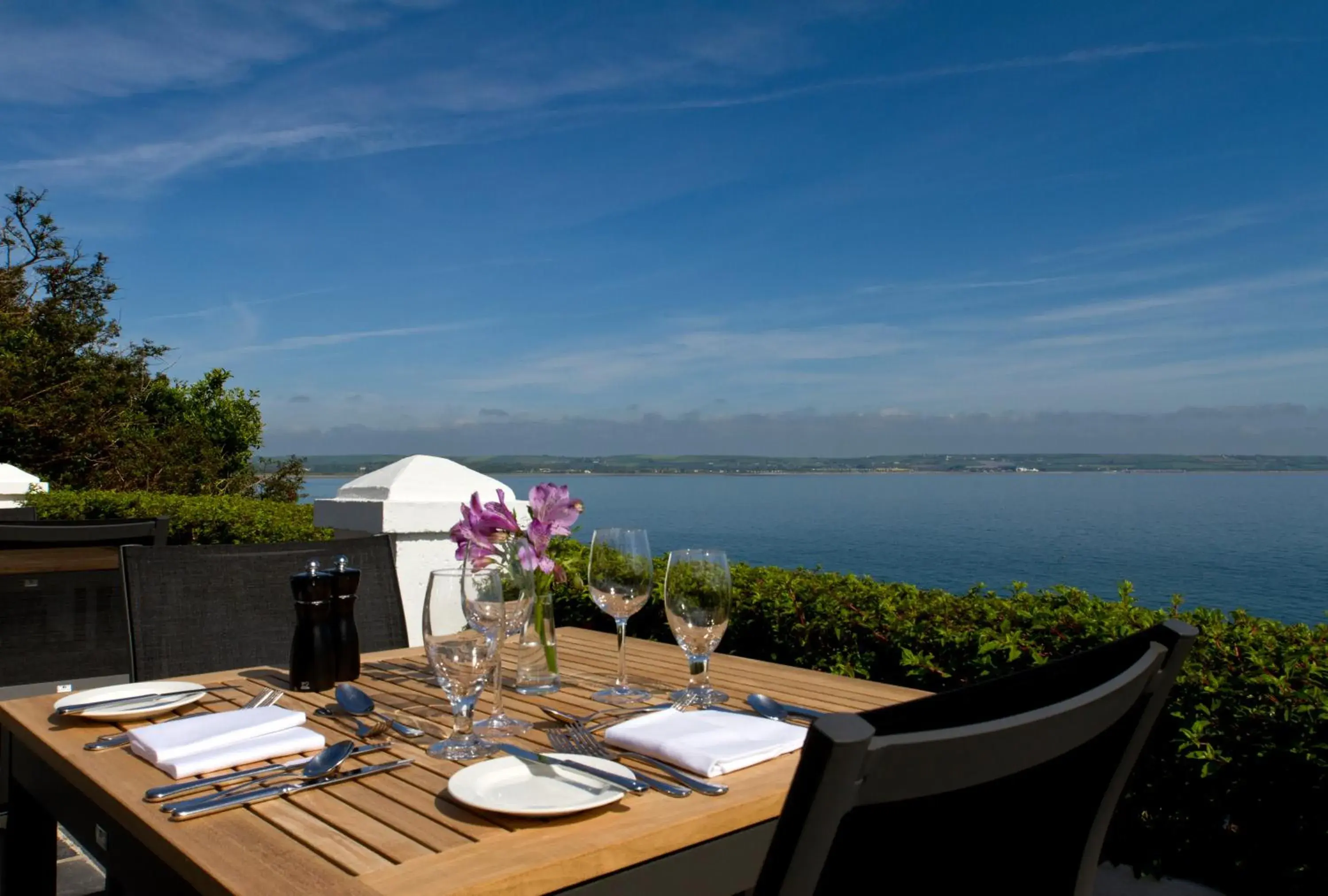 Restaurant/places to eat in Bayview Hotel Restaurant/places to eat in Bayview Hotel