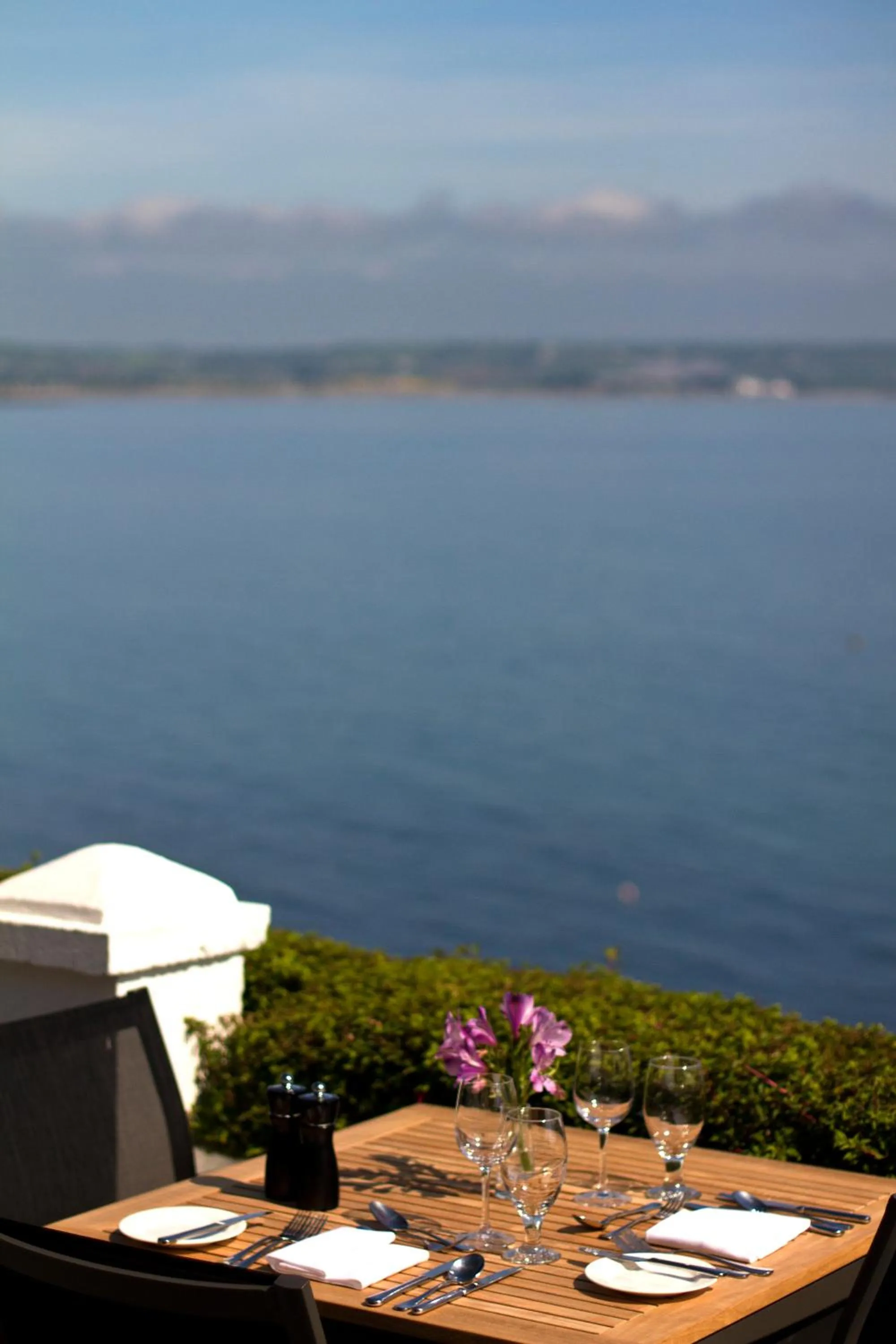 Restaurant/places to eat in Bayview Hotel