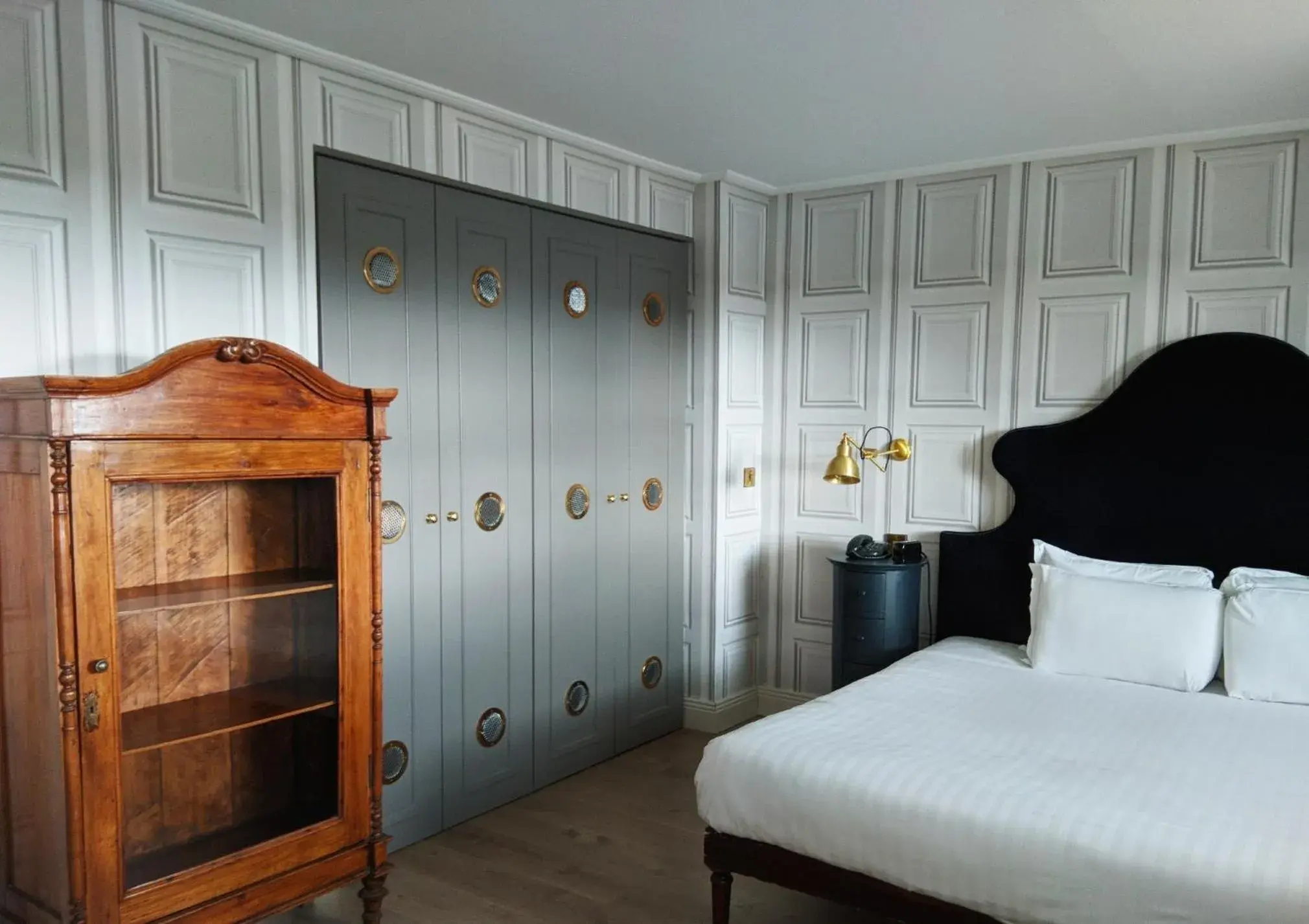 Bedroom, Bed in Pembroke Townhouse Bedroom, Bed in Pembroke Townhouse