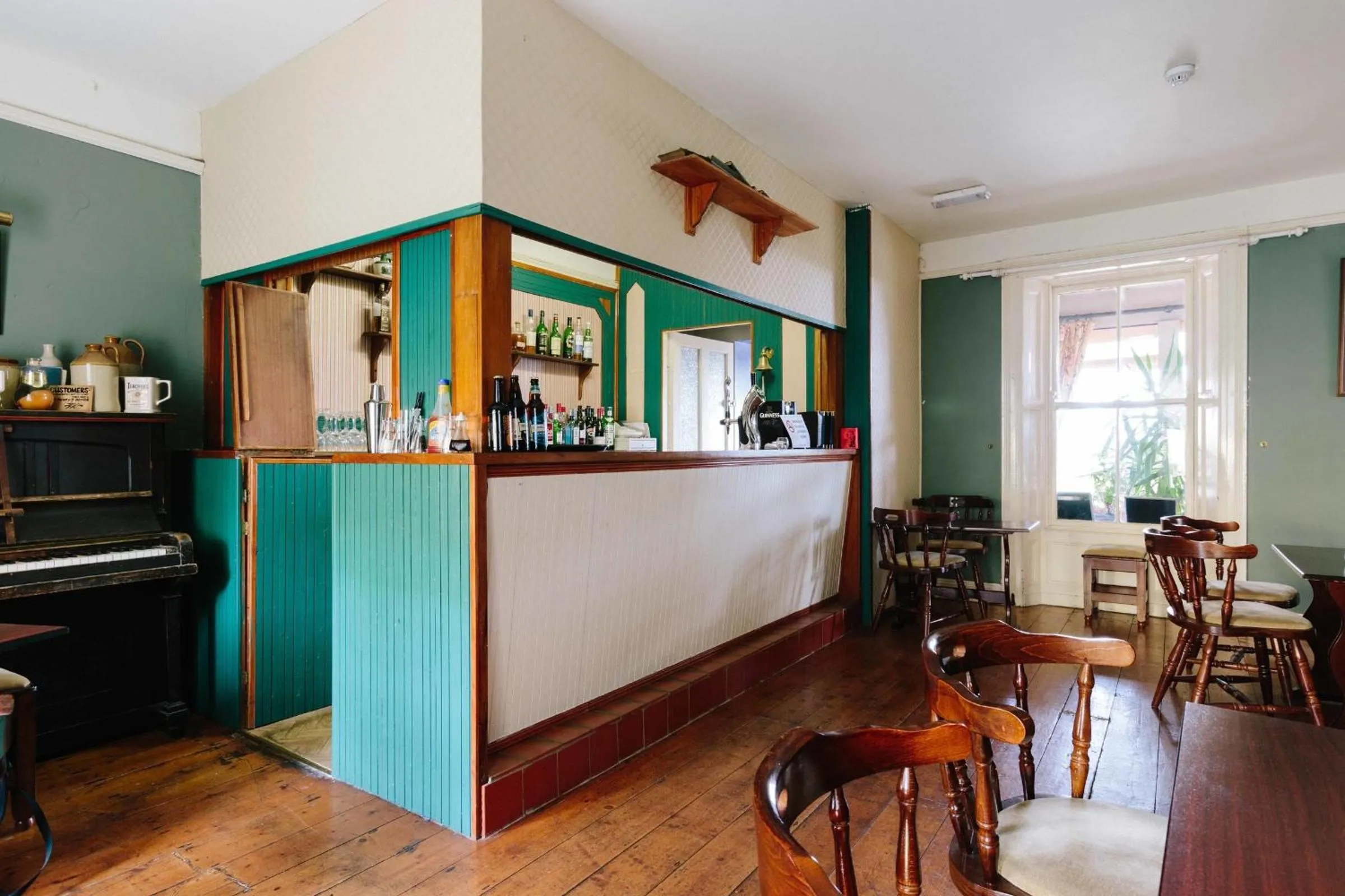 Lounge or bar in Sheedy's Boutique Hotel