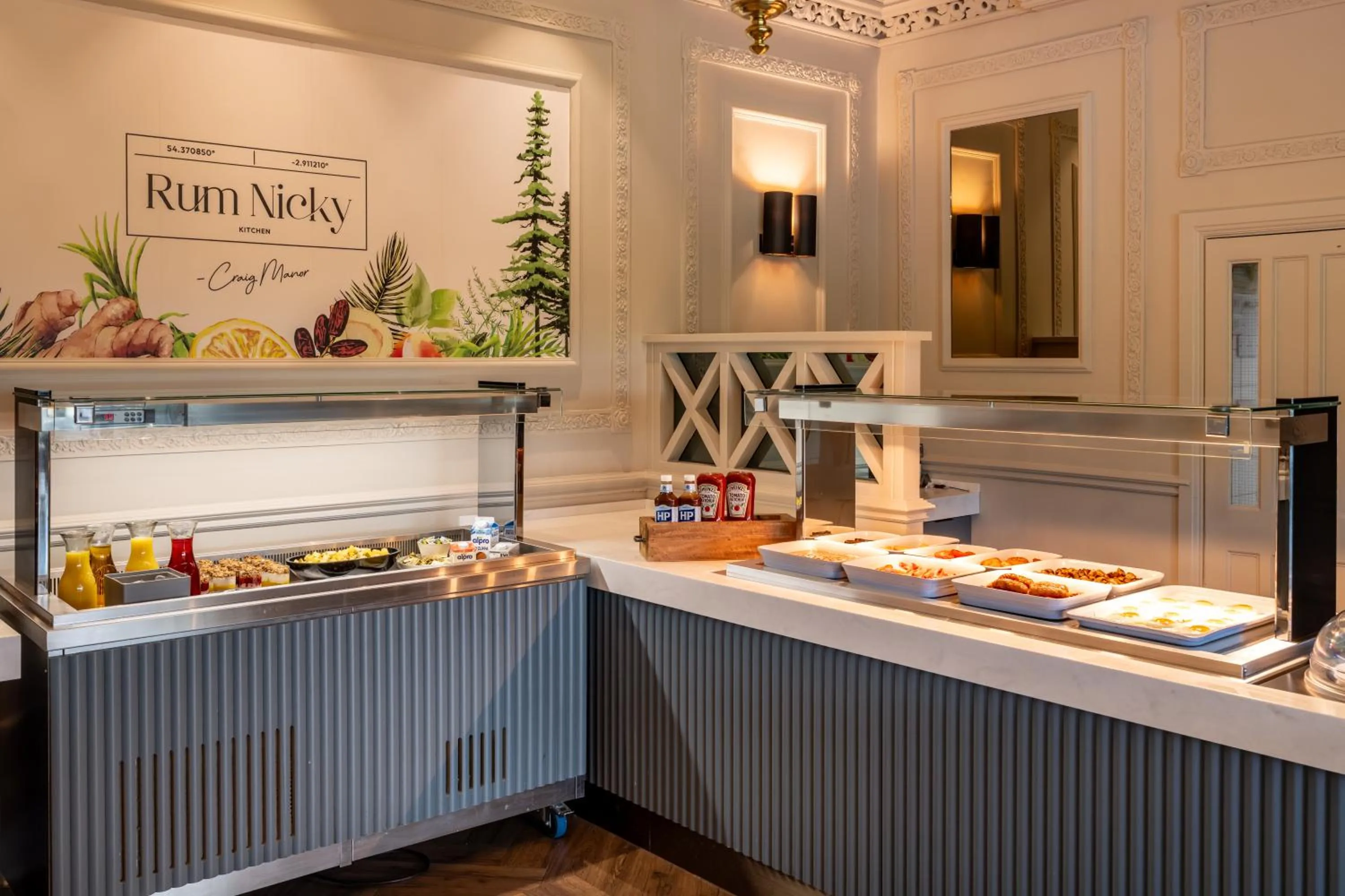 Breakfast in Craig Manor